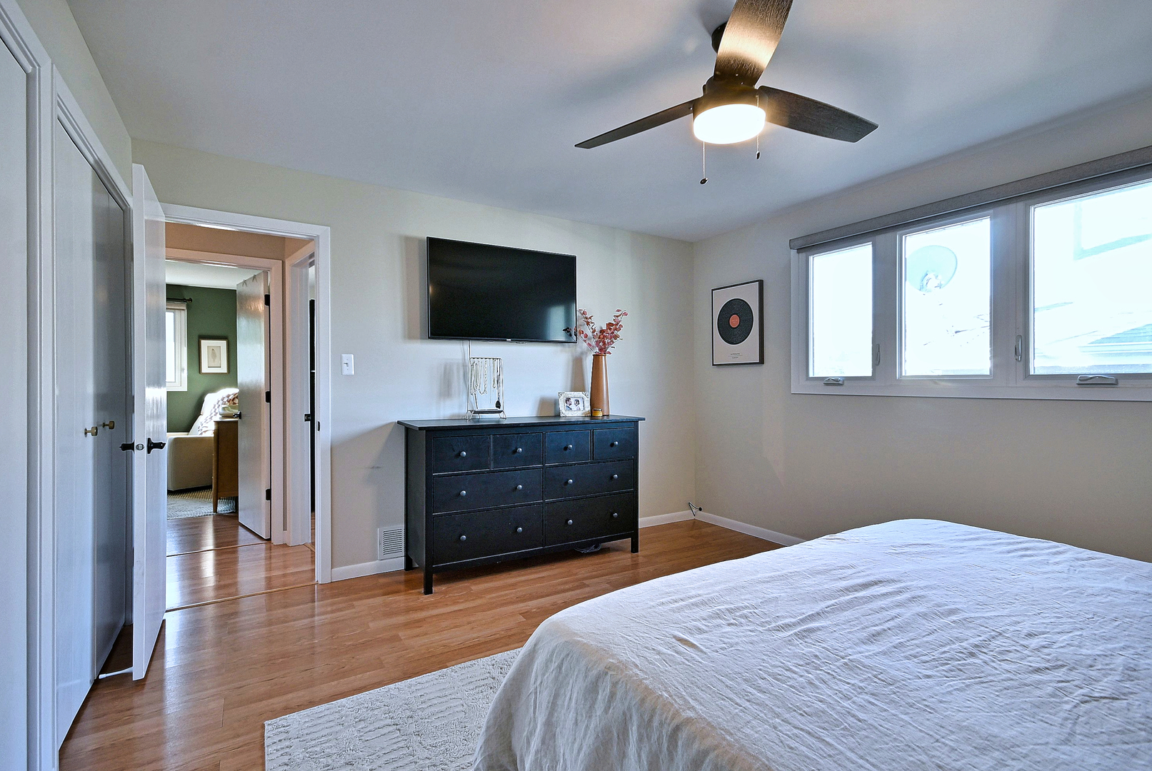 542 W Armitage Avenue