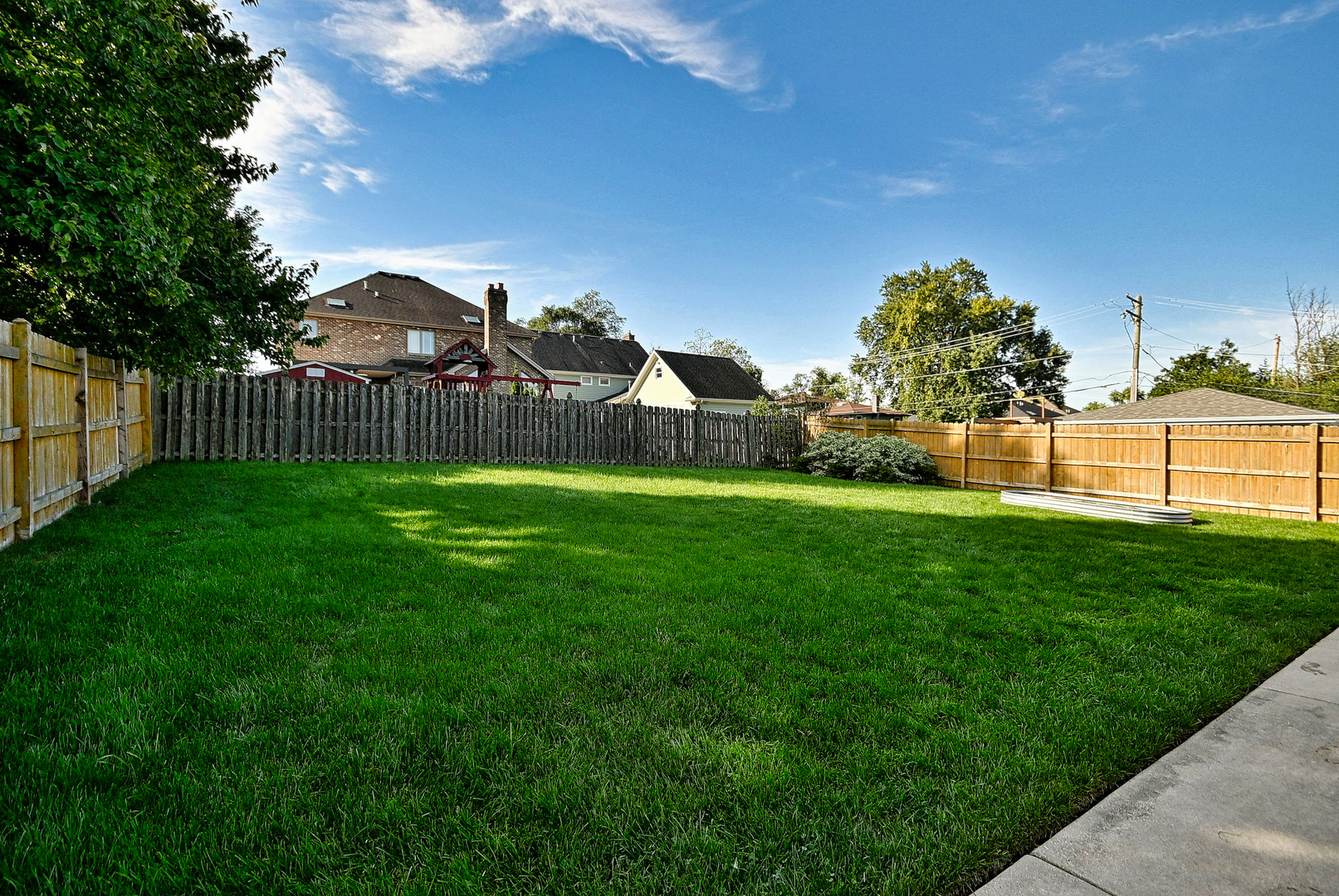 542 W Armitage Avenue