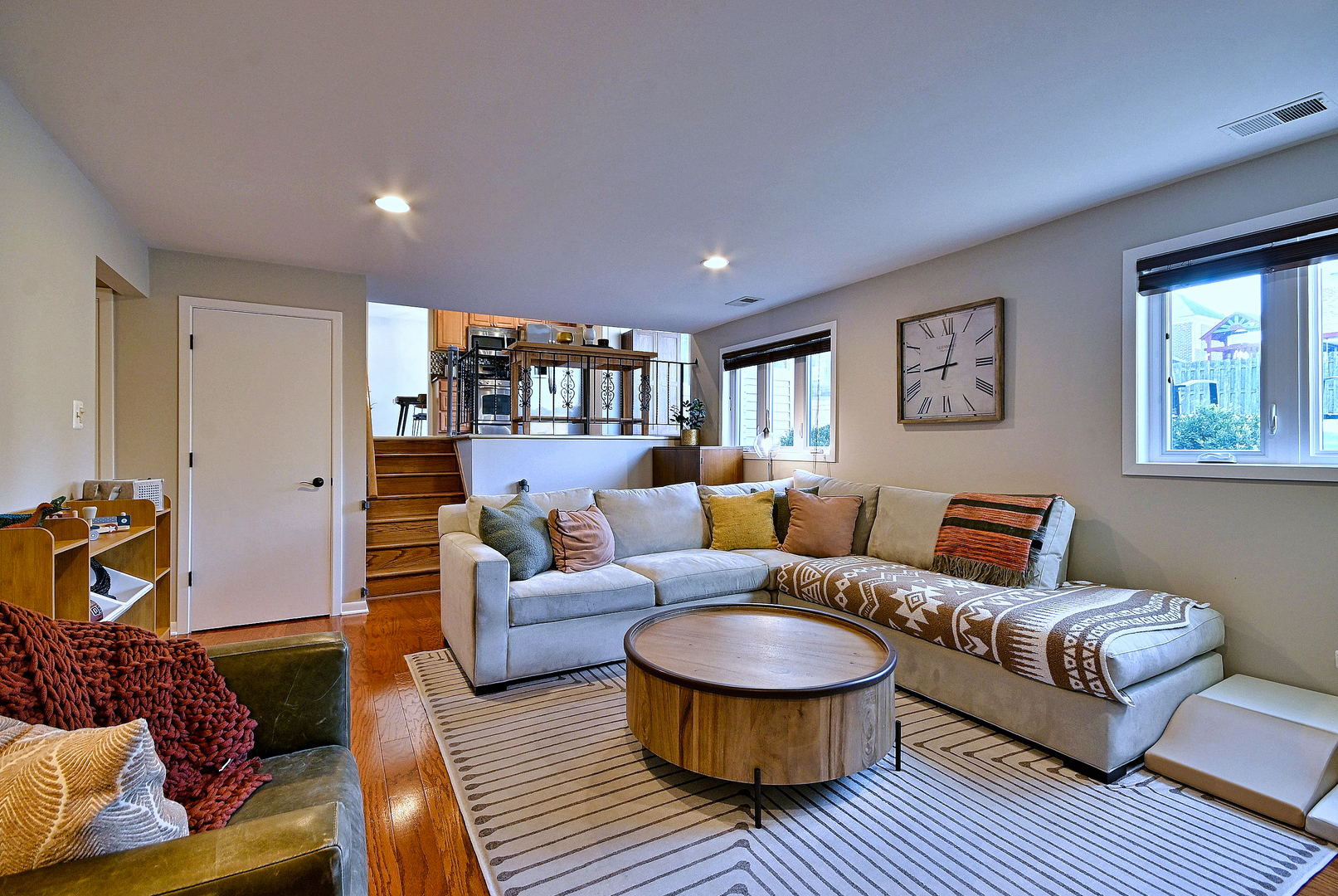 542 W Armitage Avenue