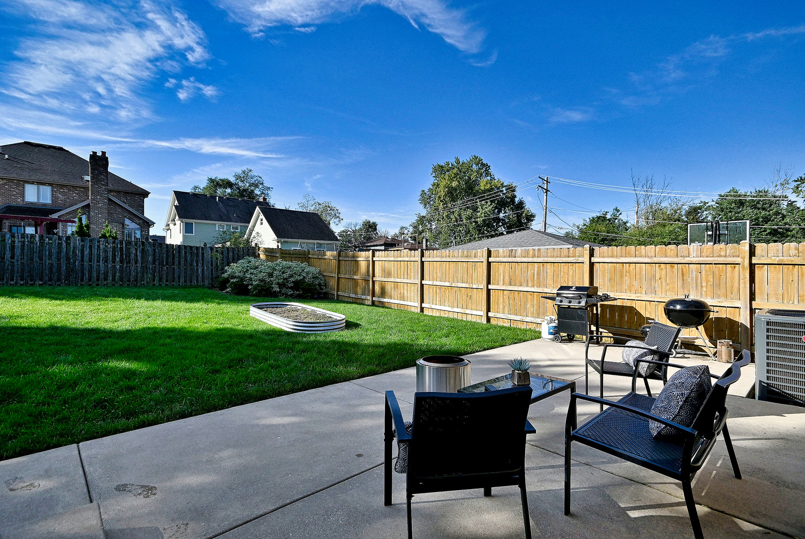 542 W Armitage Avenue