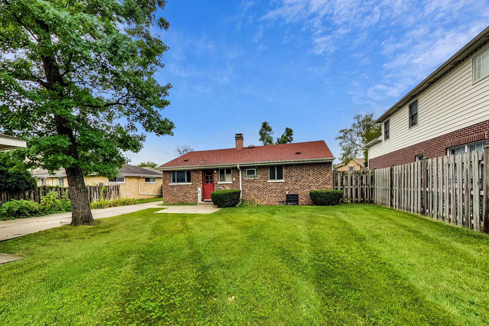 447 N Walnut Street