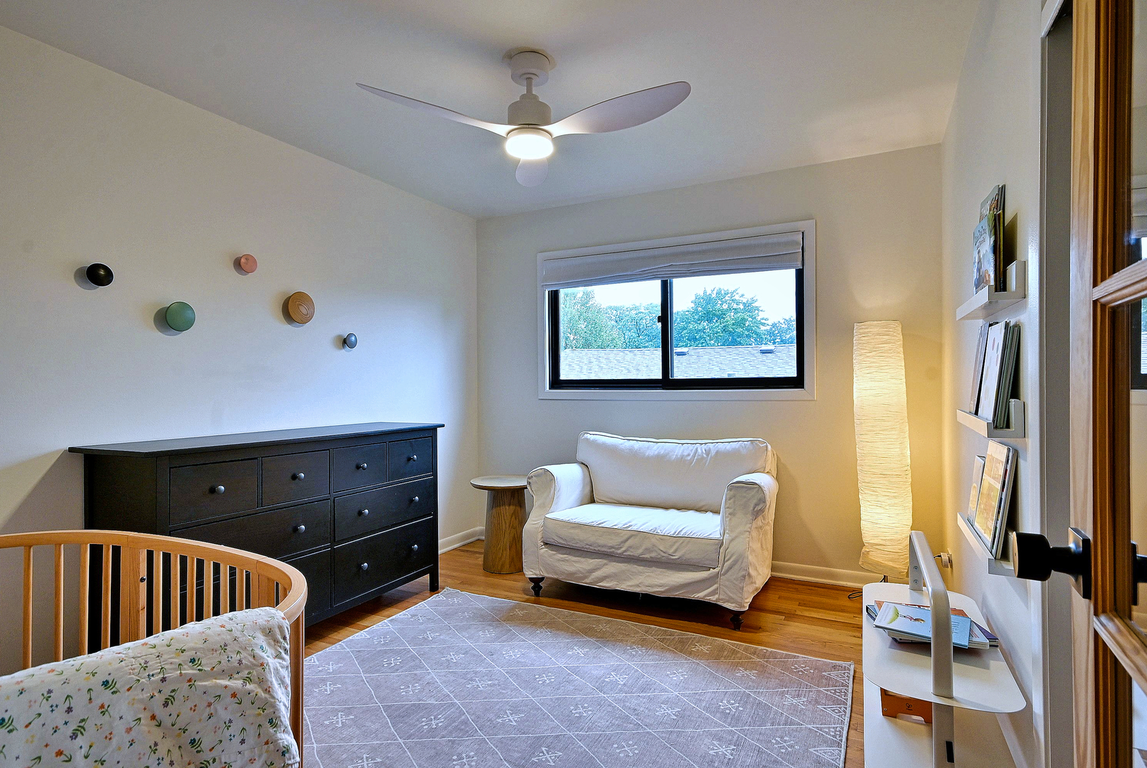 326 E Huntington Lane