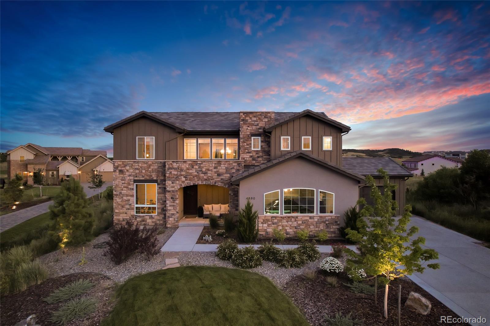 4880 Crescent Moon Place