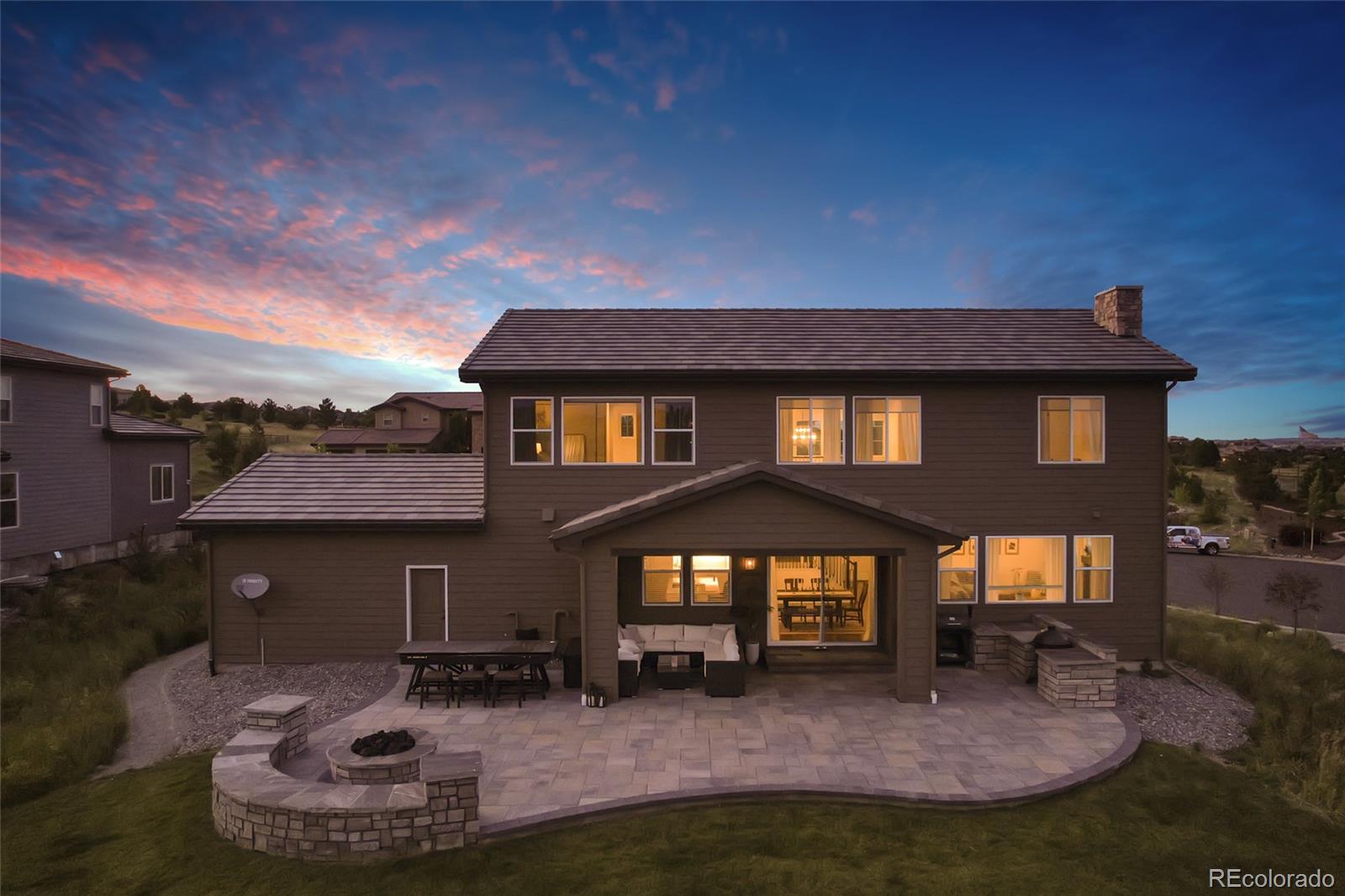 4880 Crescent Moon Place