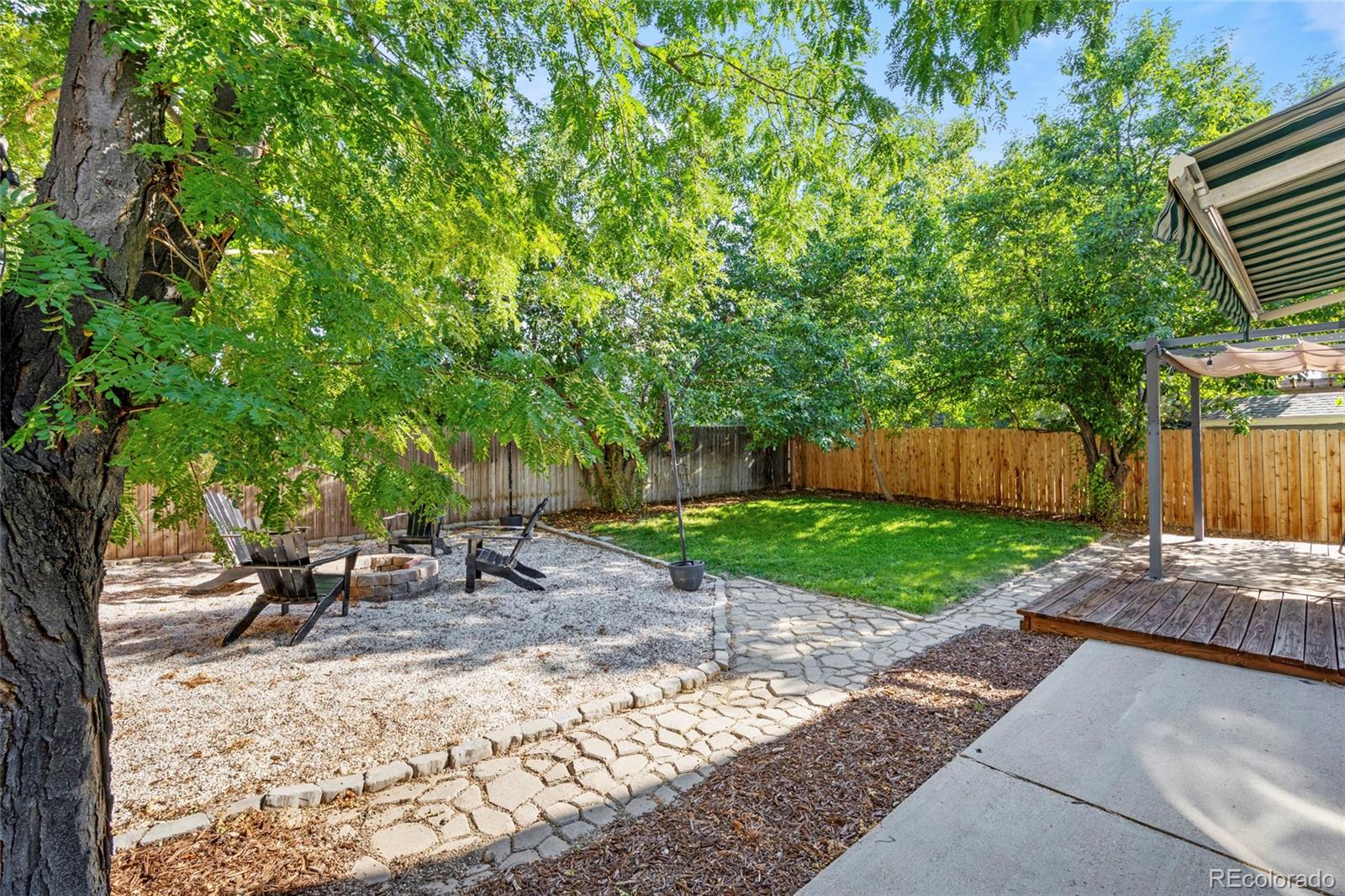 7316 W 97th Place