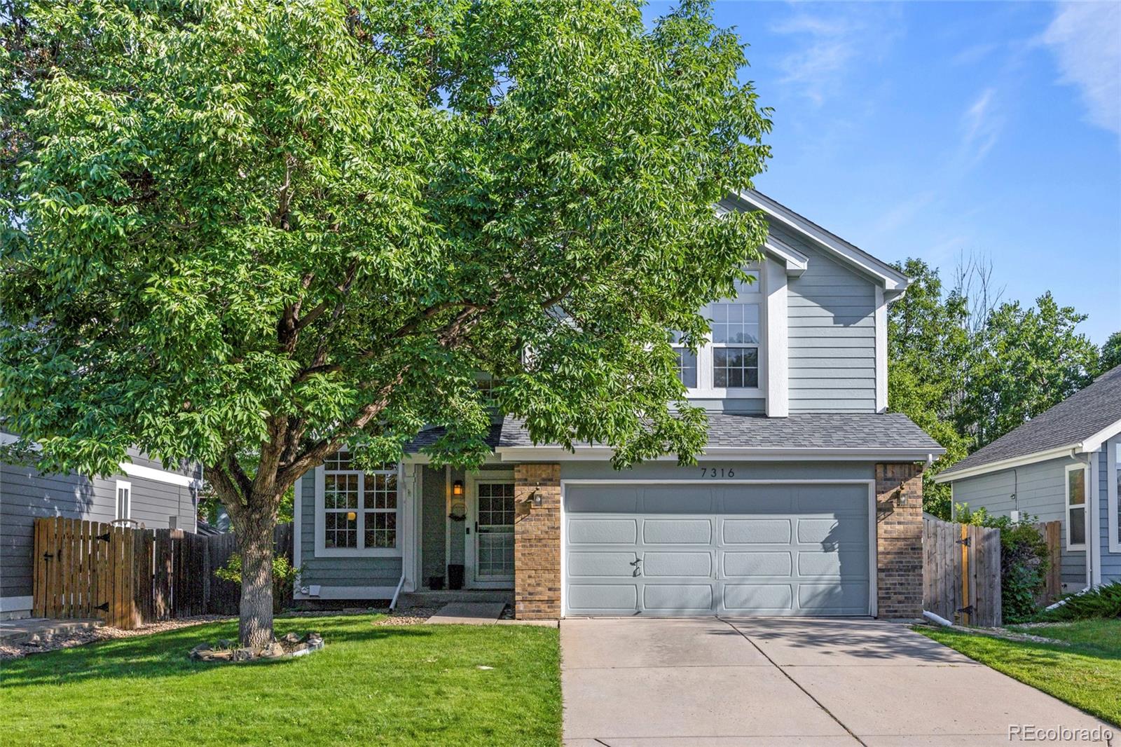 7316 W 97th Place