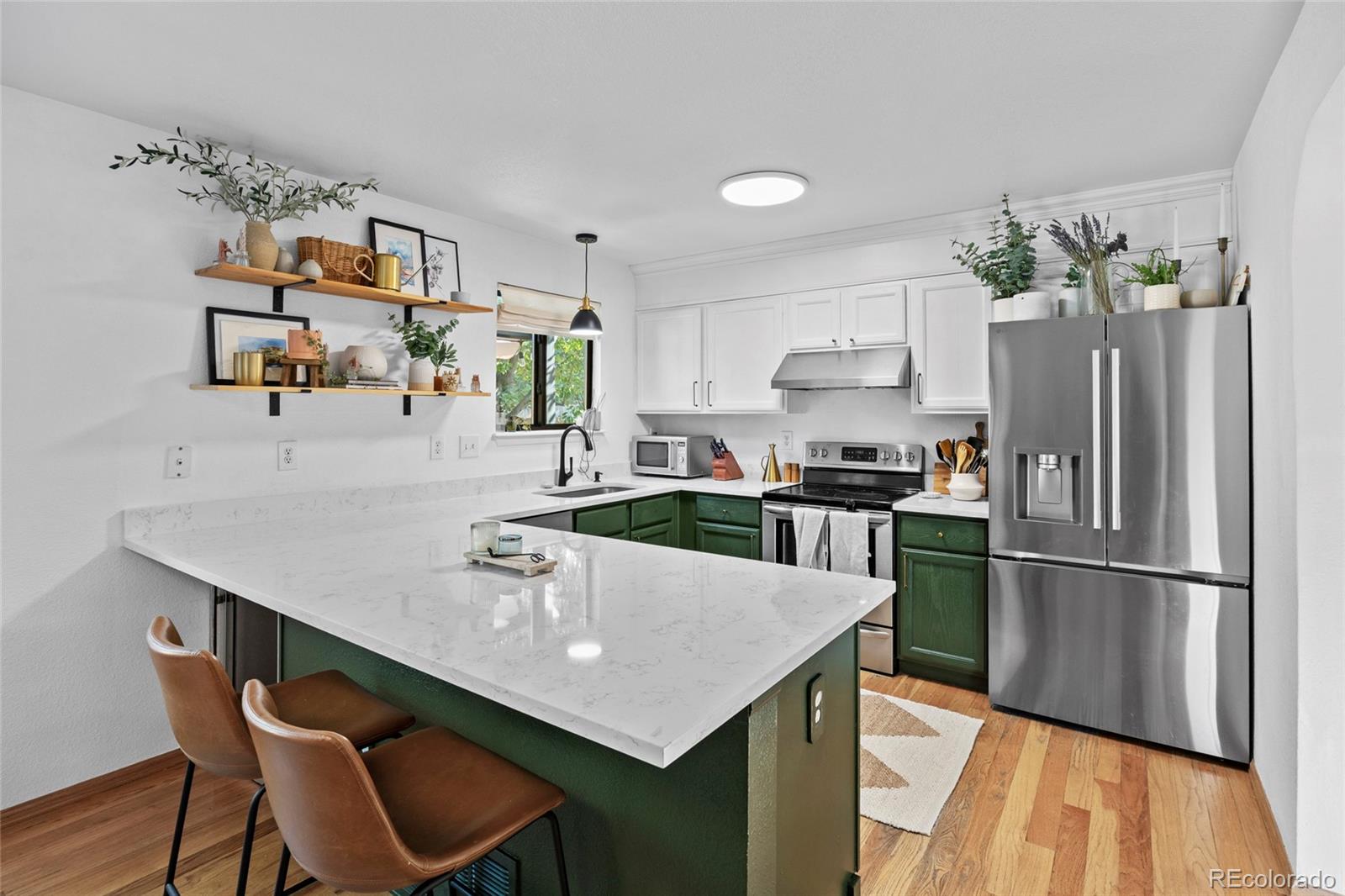 7316 W 97th Place