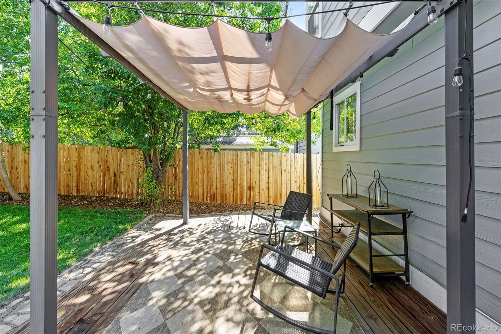 7316 W 97th Place