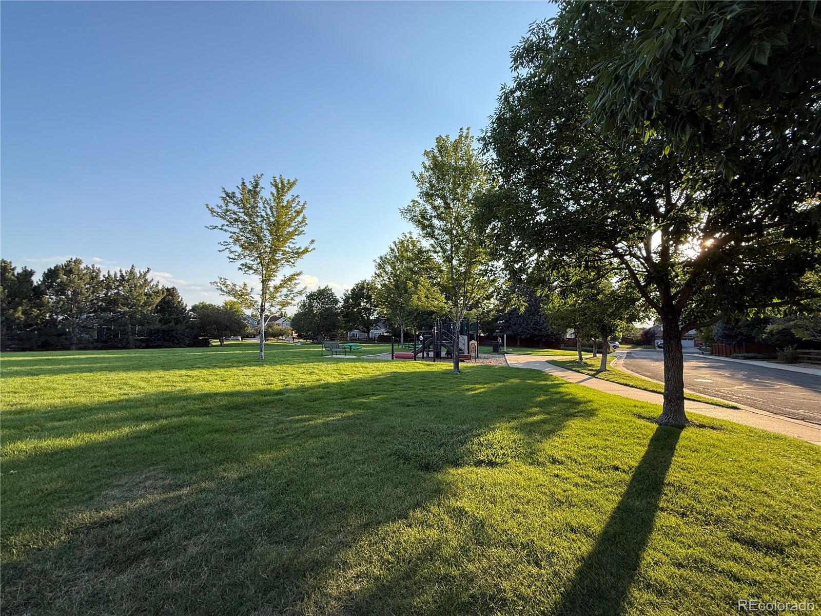 7316 W 97th Place