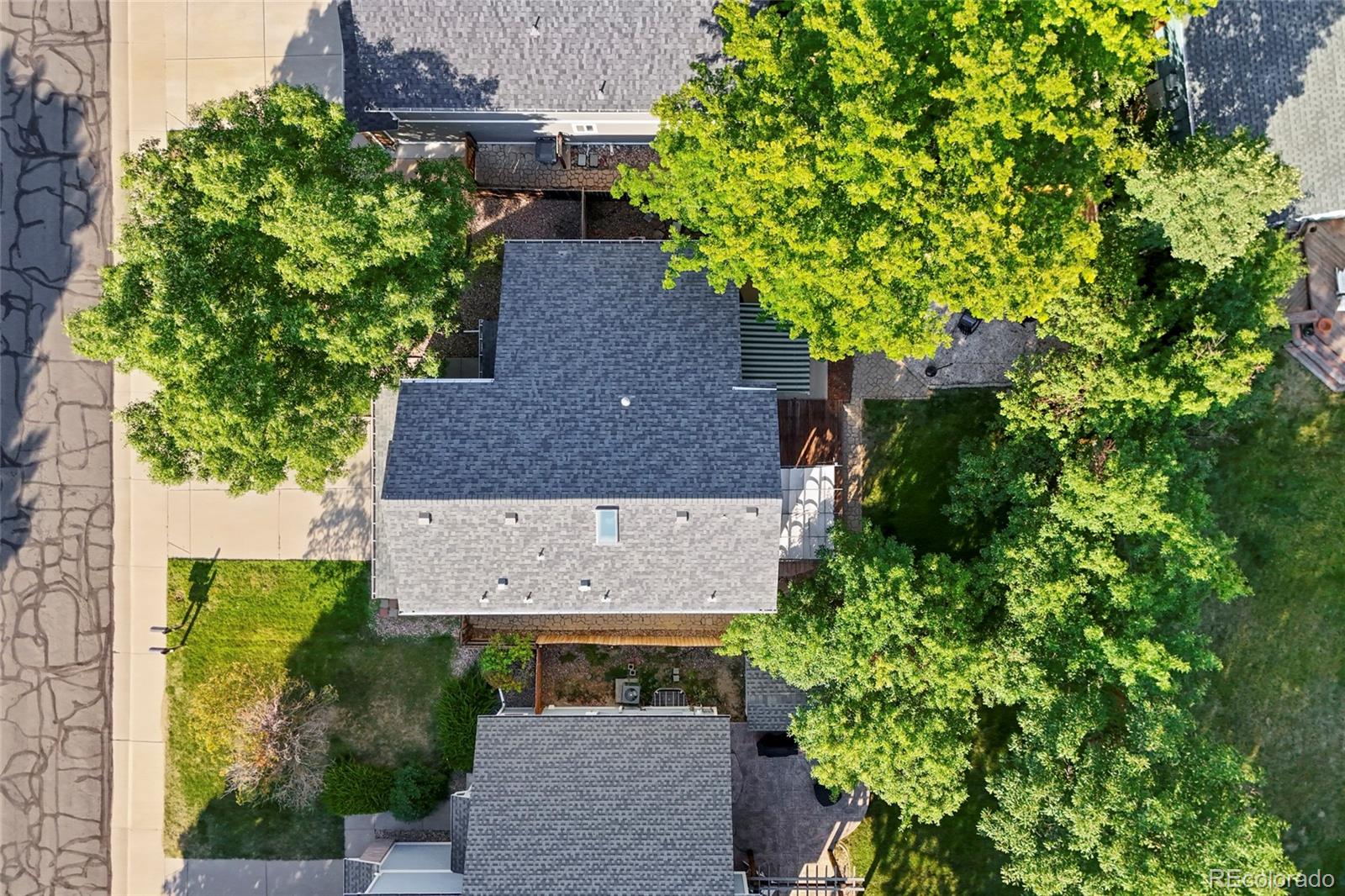 7316 W 97th Place