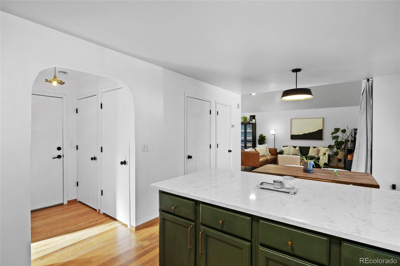 7316 W 97th Place