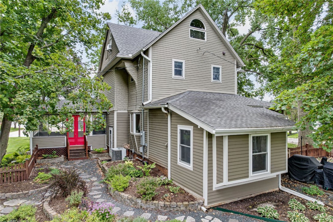 504 S 11th Street