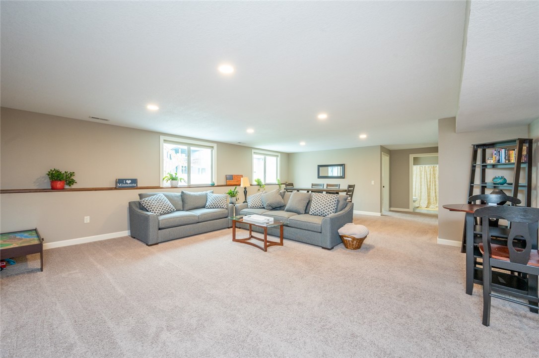 2616 6th Avenue SW