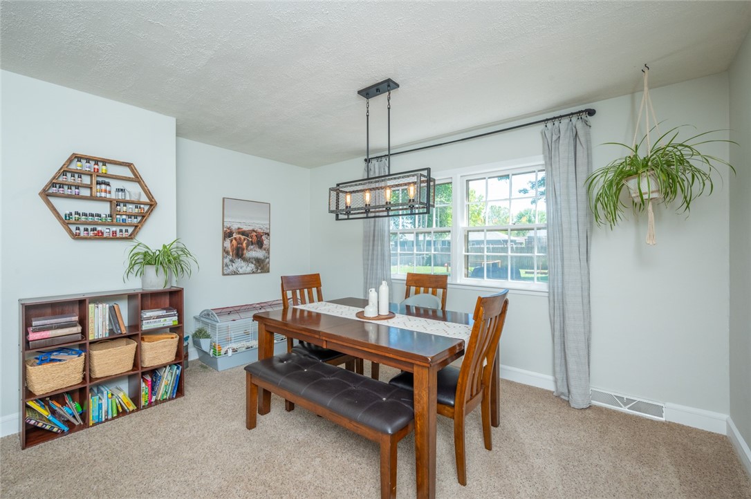 209 SE Park View Drive