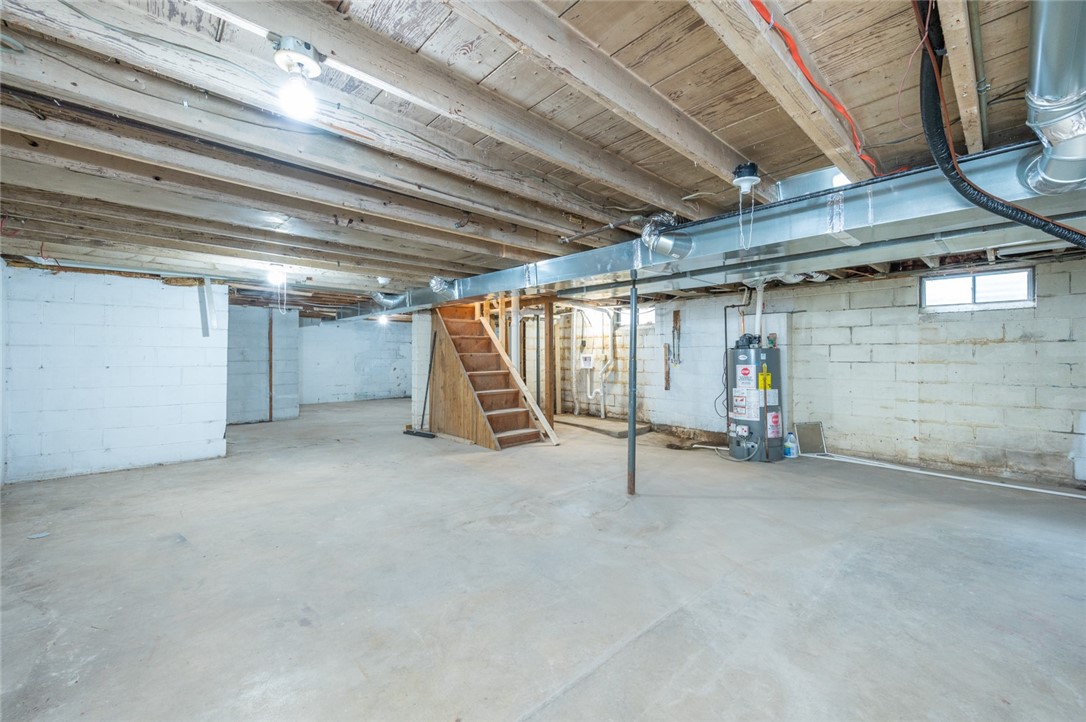 2427 E 37th Court
