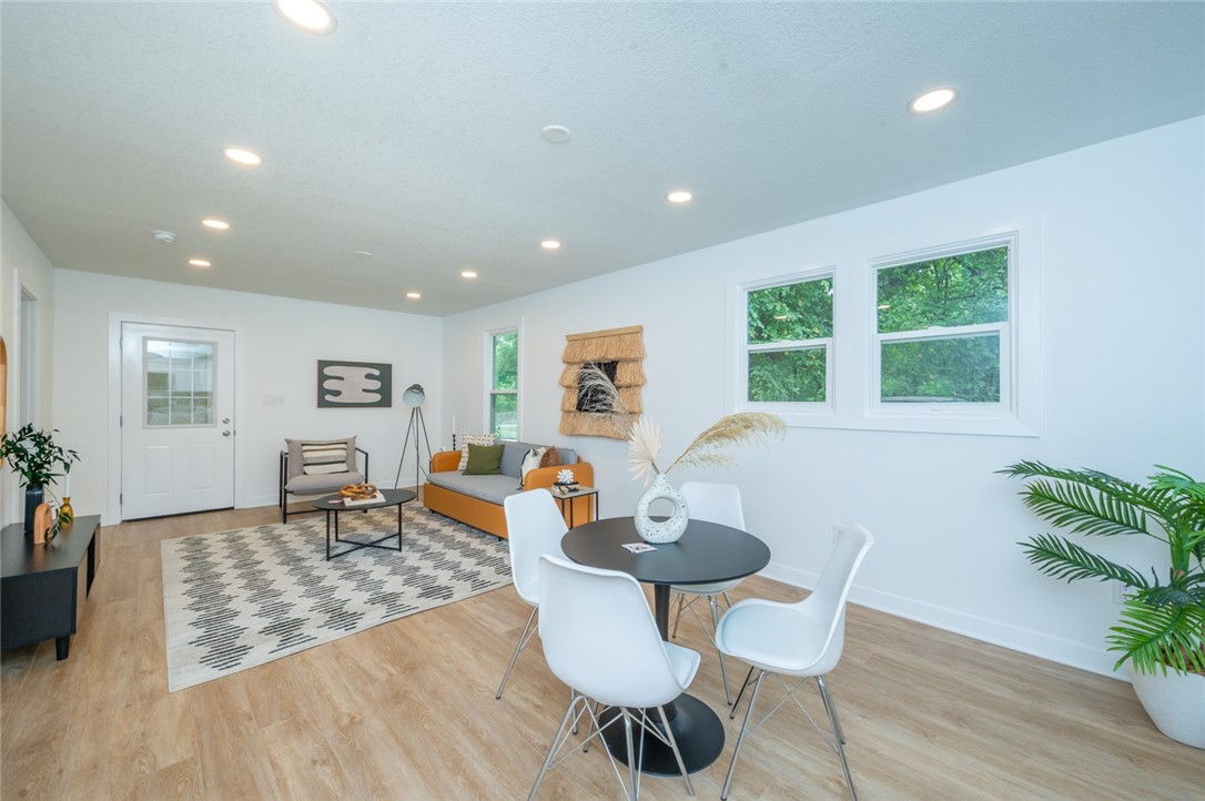 2427 E 37th Court