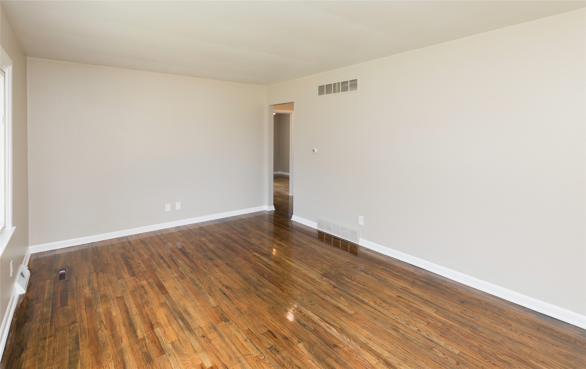 1306 Wall Avenue