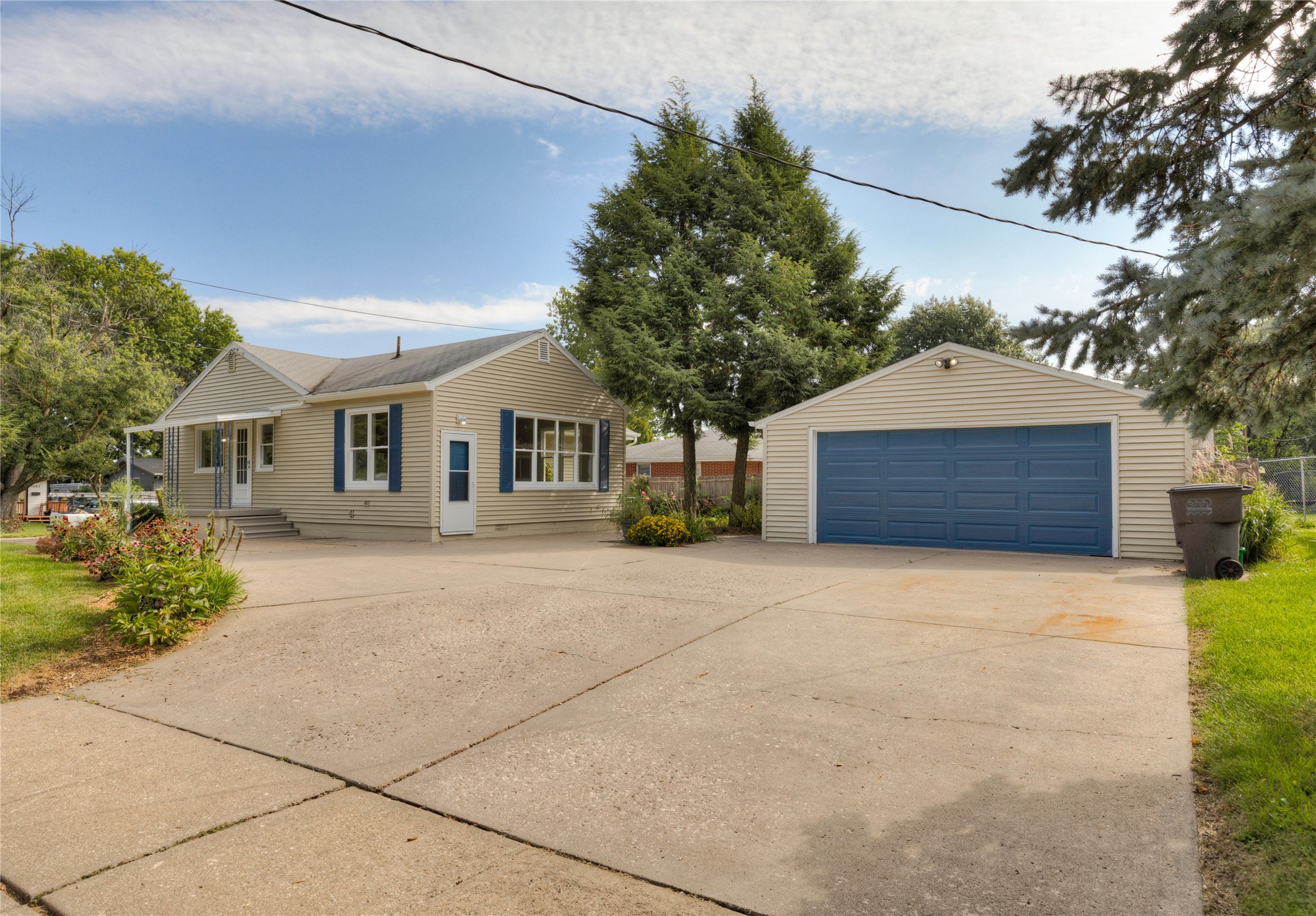 1306 Wall Avenue