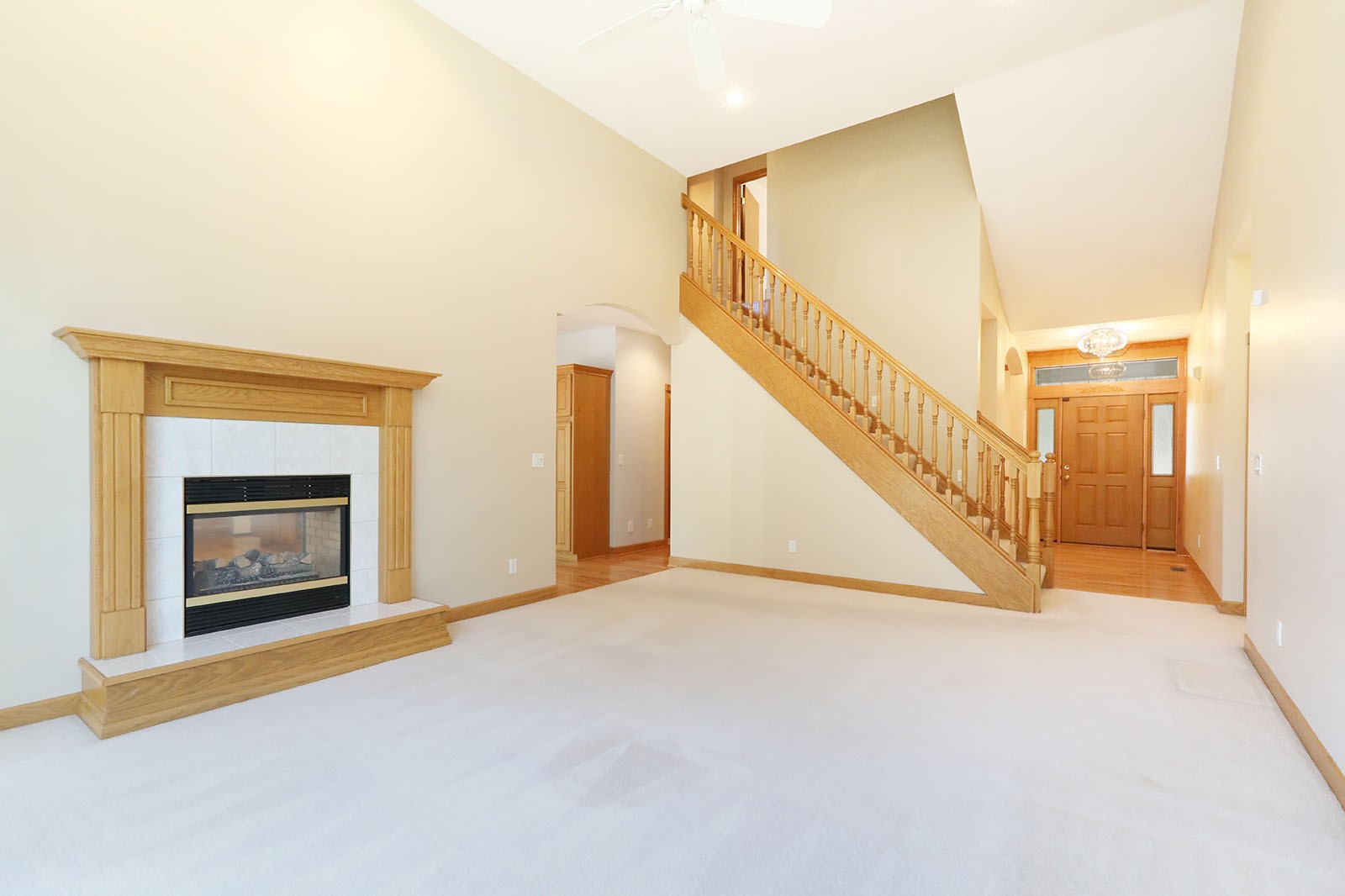 4915 Copper Creek Drive