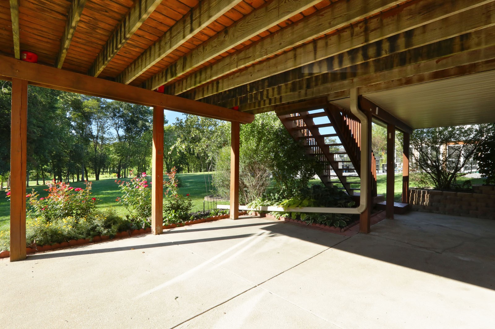 4915 Copper Creek Drive