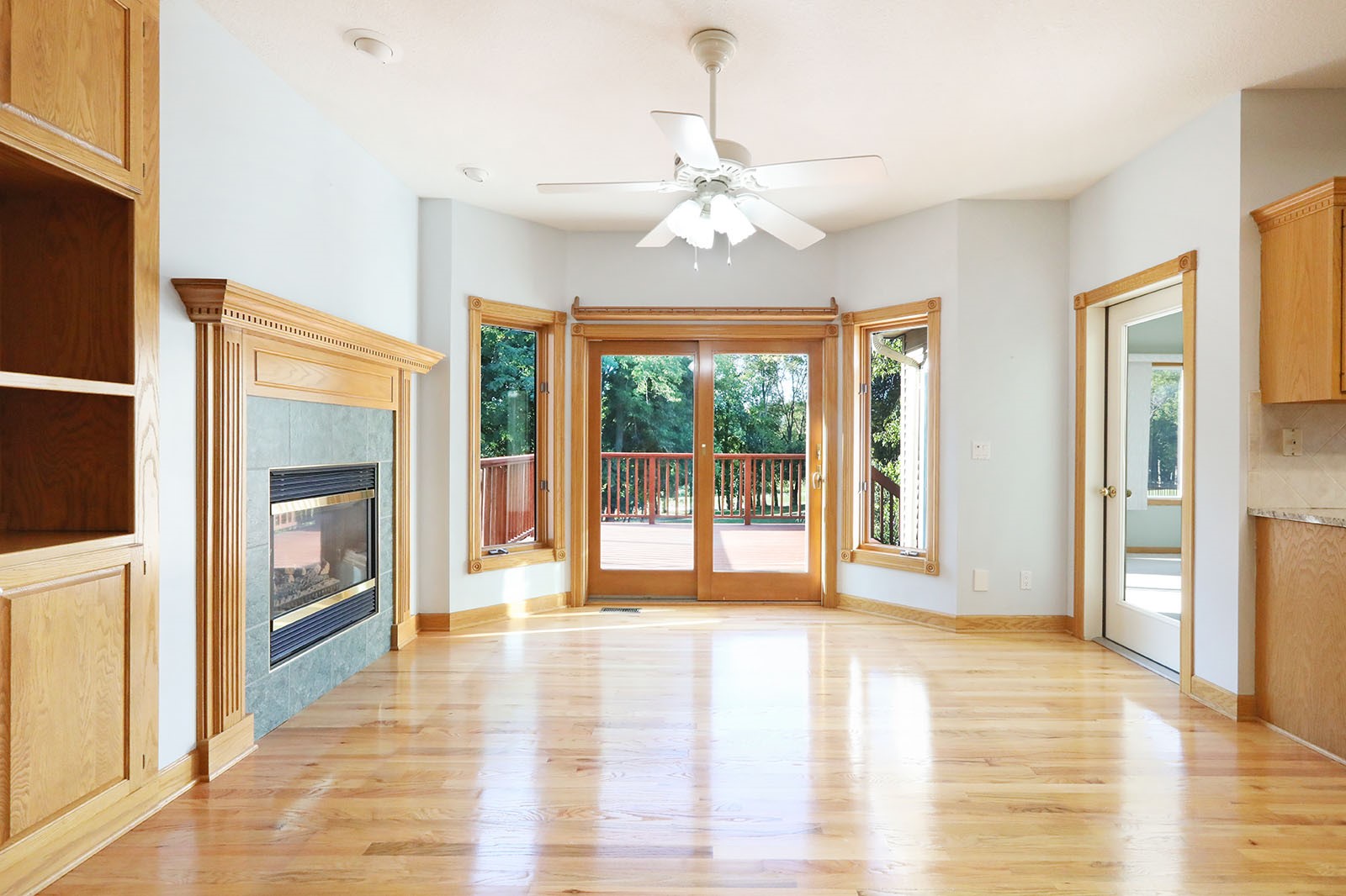 4915 Copper Creek Drive
