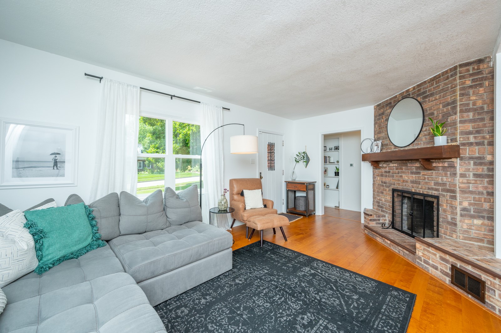 1239 Creston Avenue