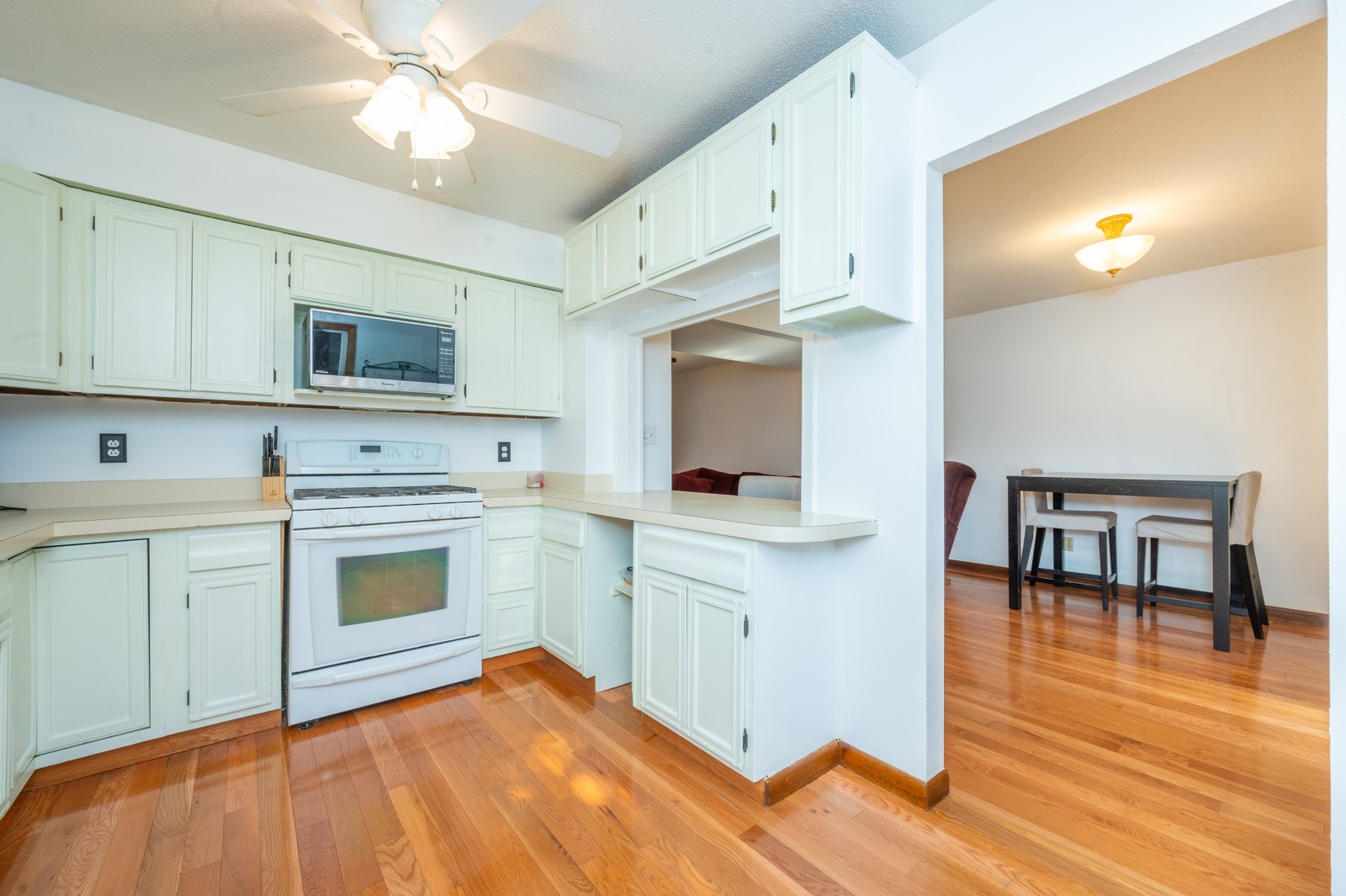 4625 Lockner Drive 8
