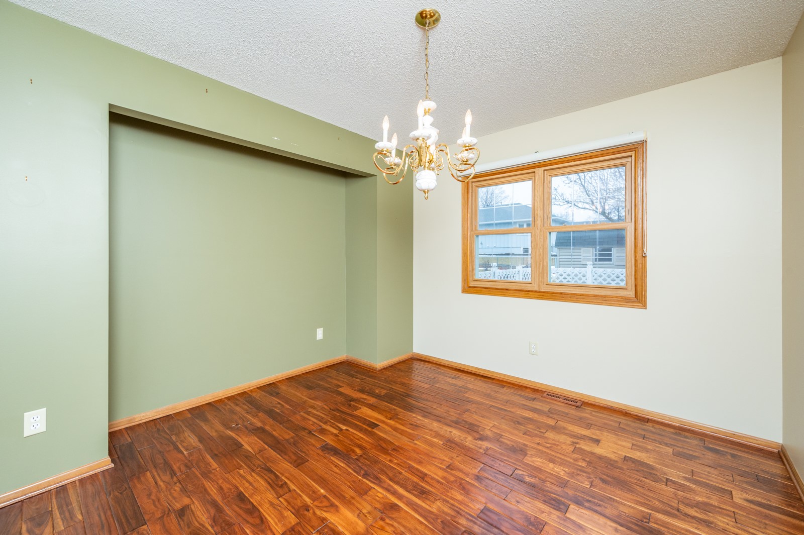 1214 SE Lowell Drive