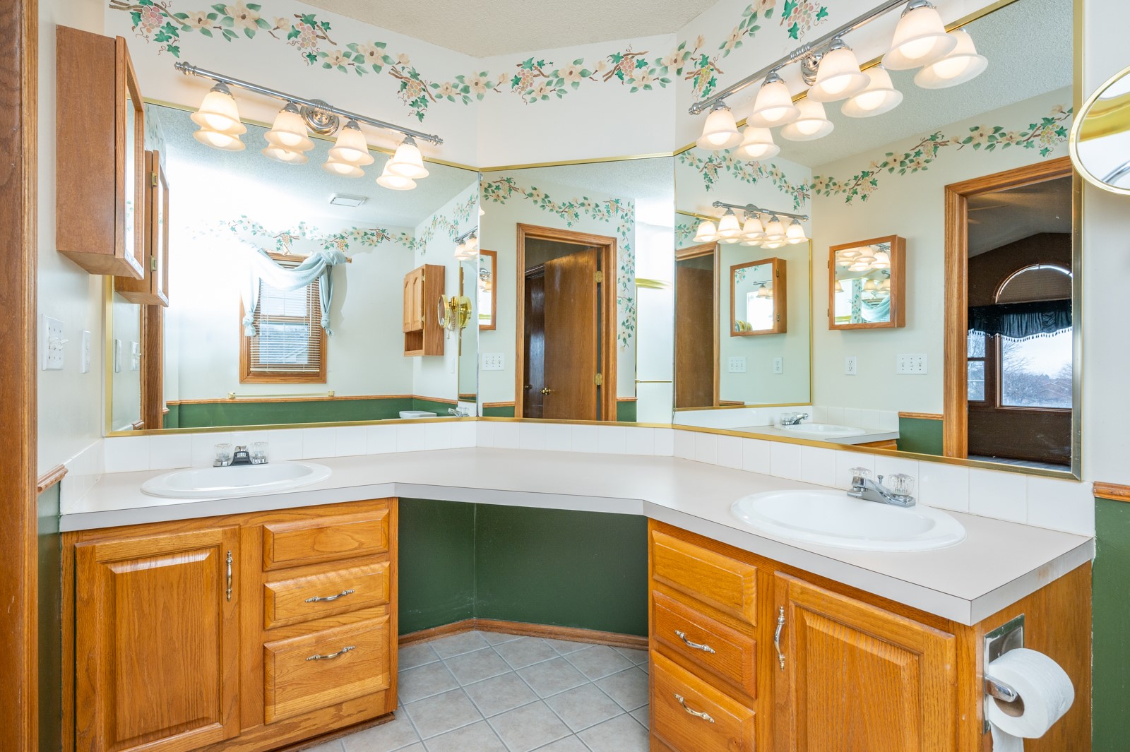 1214 SE Lowell Drive