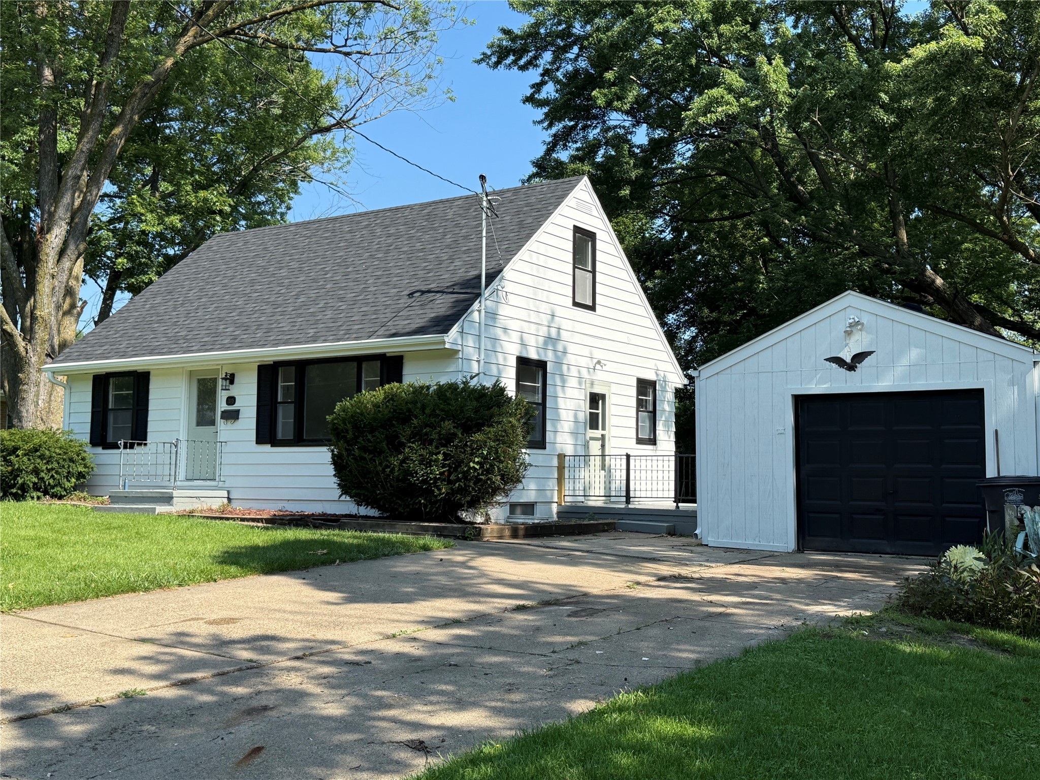 1205 Elder Lane