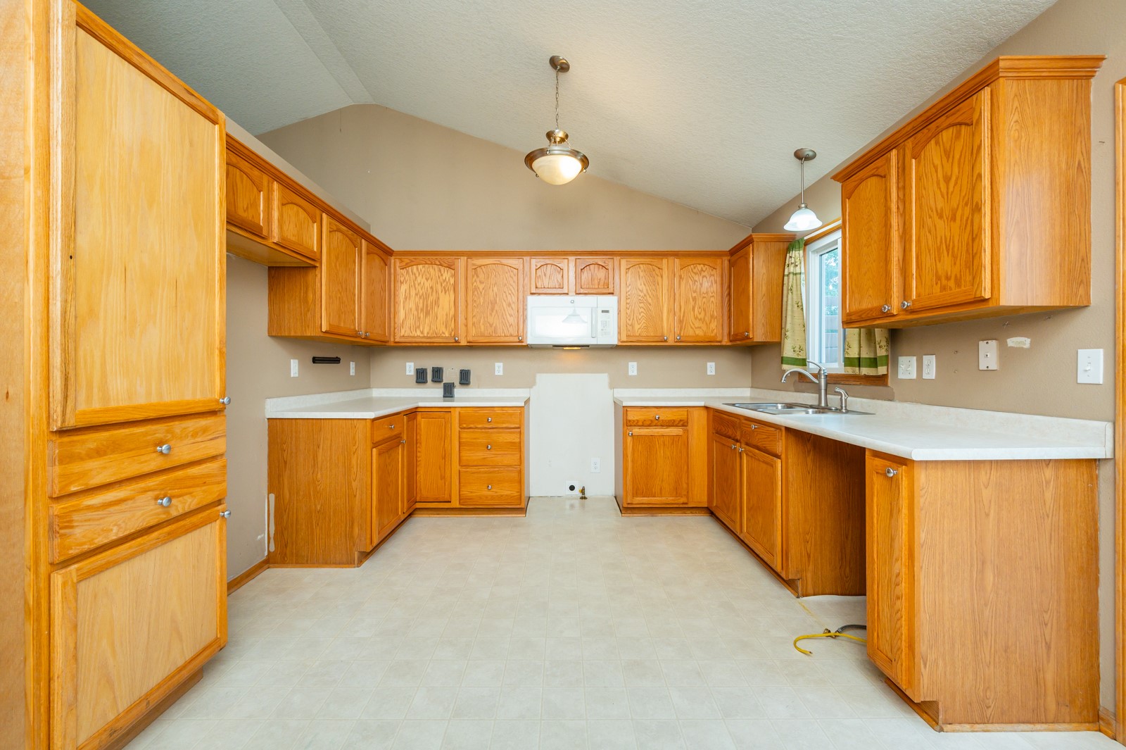 1231 Jerlynn Avenue