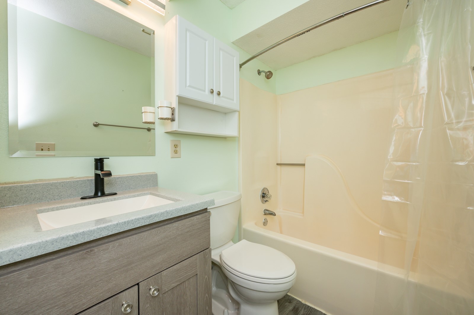 113 NW Maplewood Drive