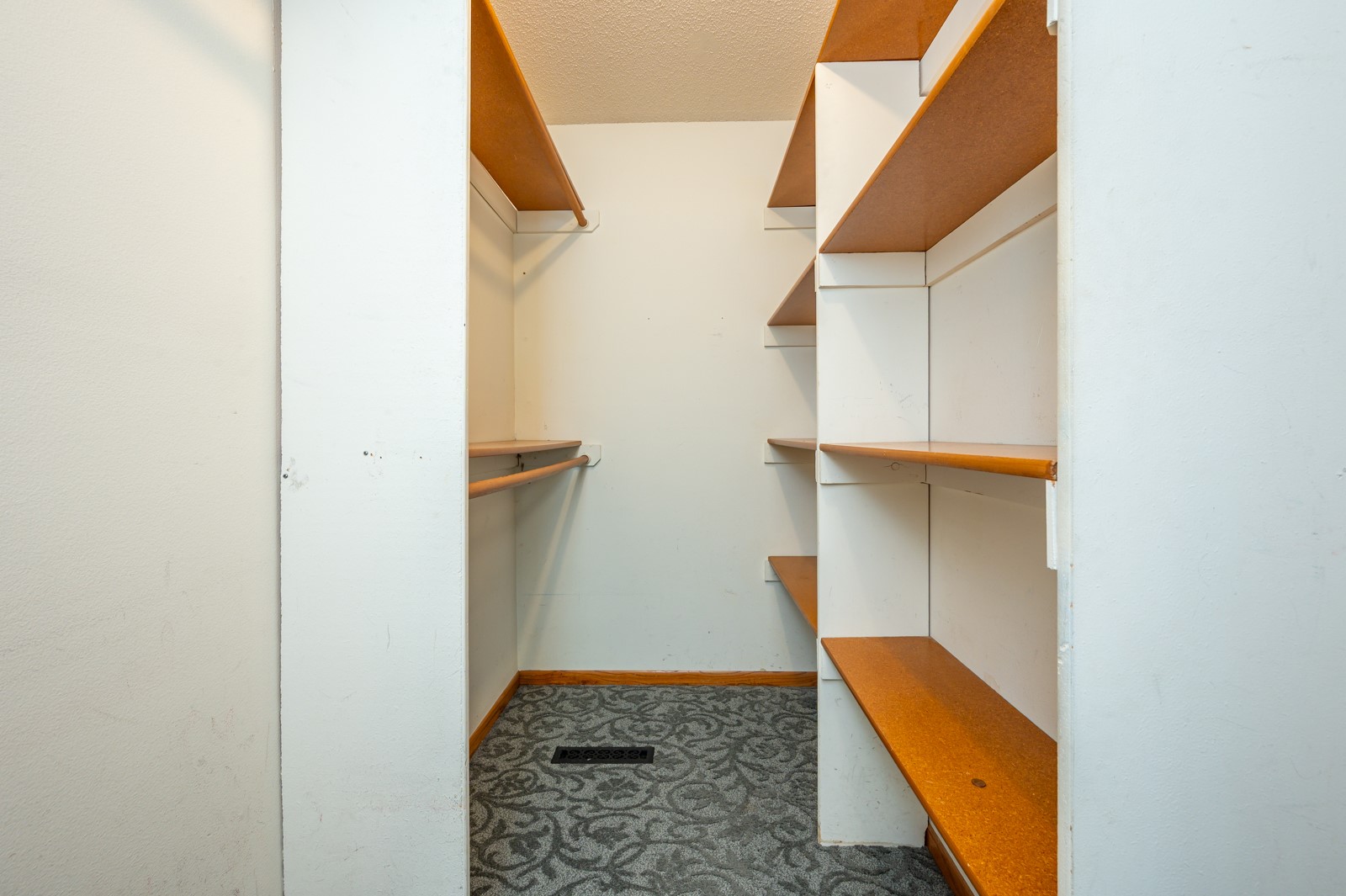 113 NW Maplewood Drive