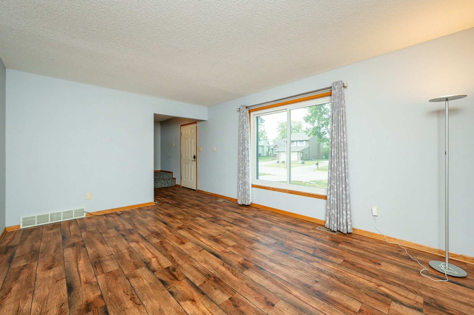 113 NW Maplewood Drive