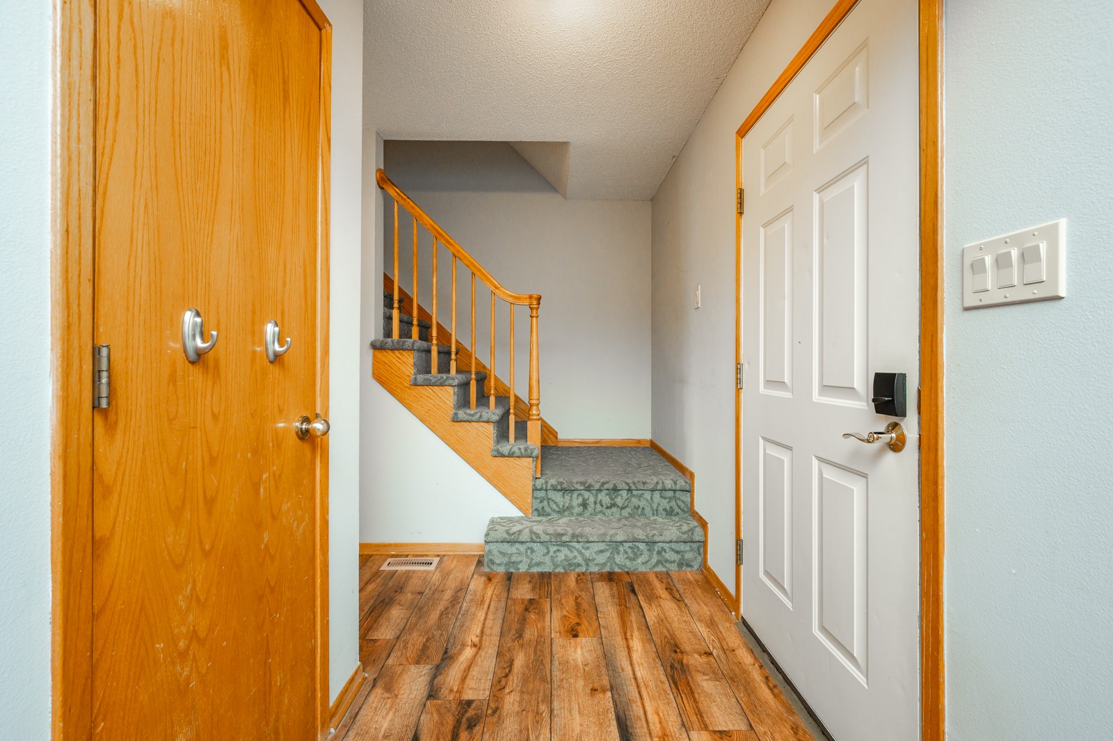 113 NW Maplewood Drive