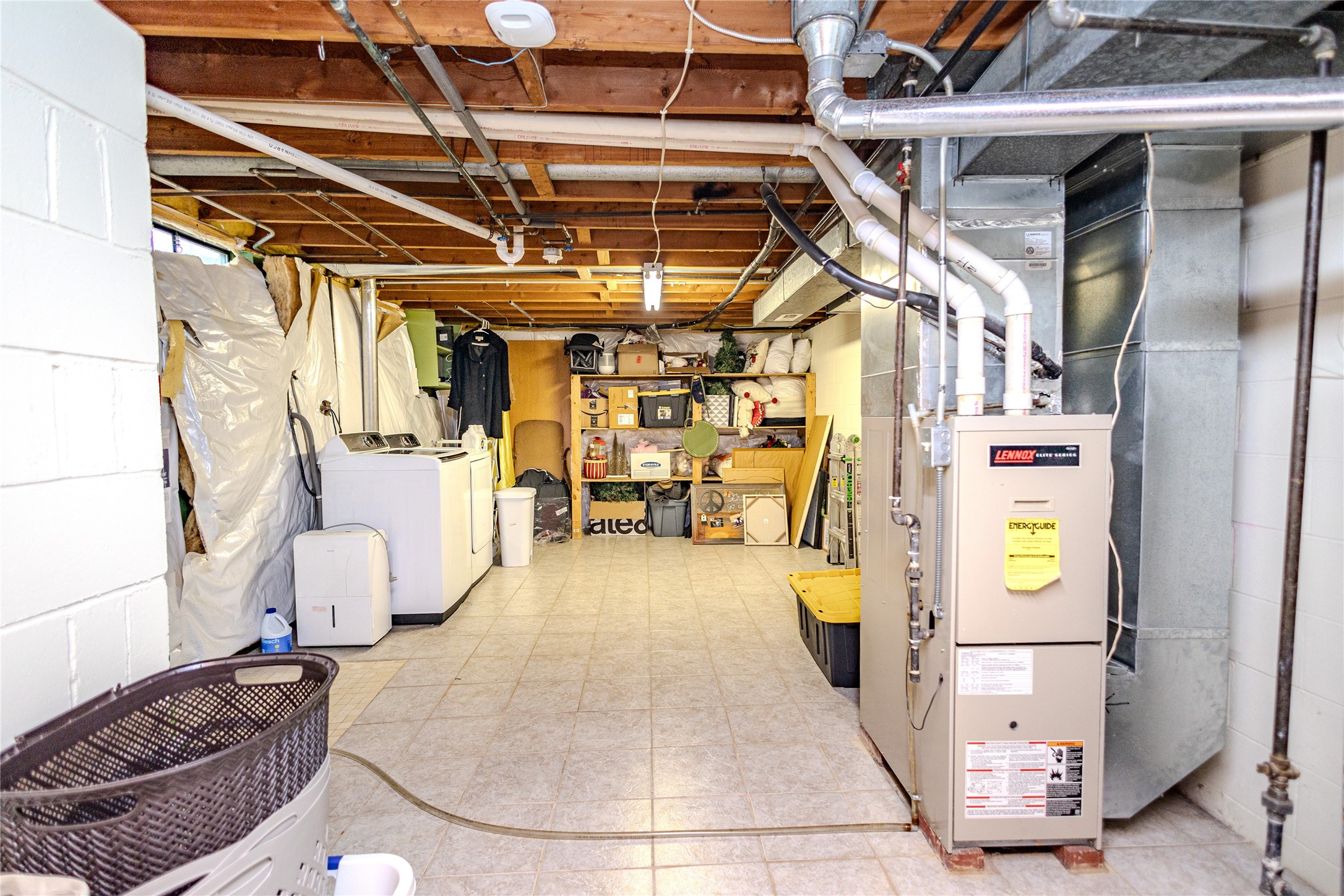 3001 Don Lee Court