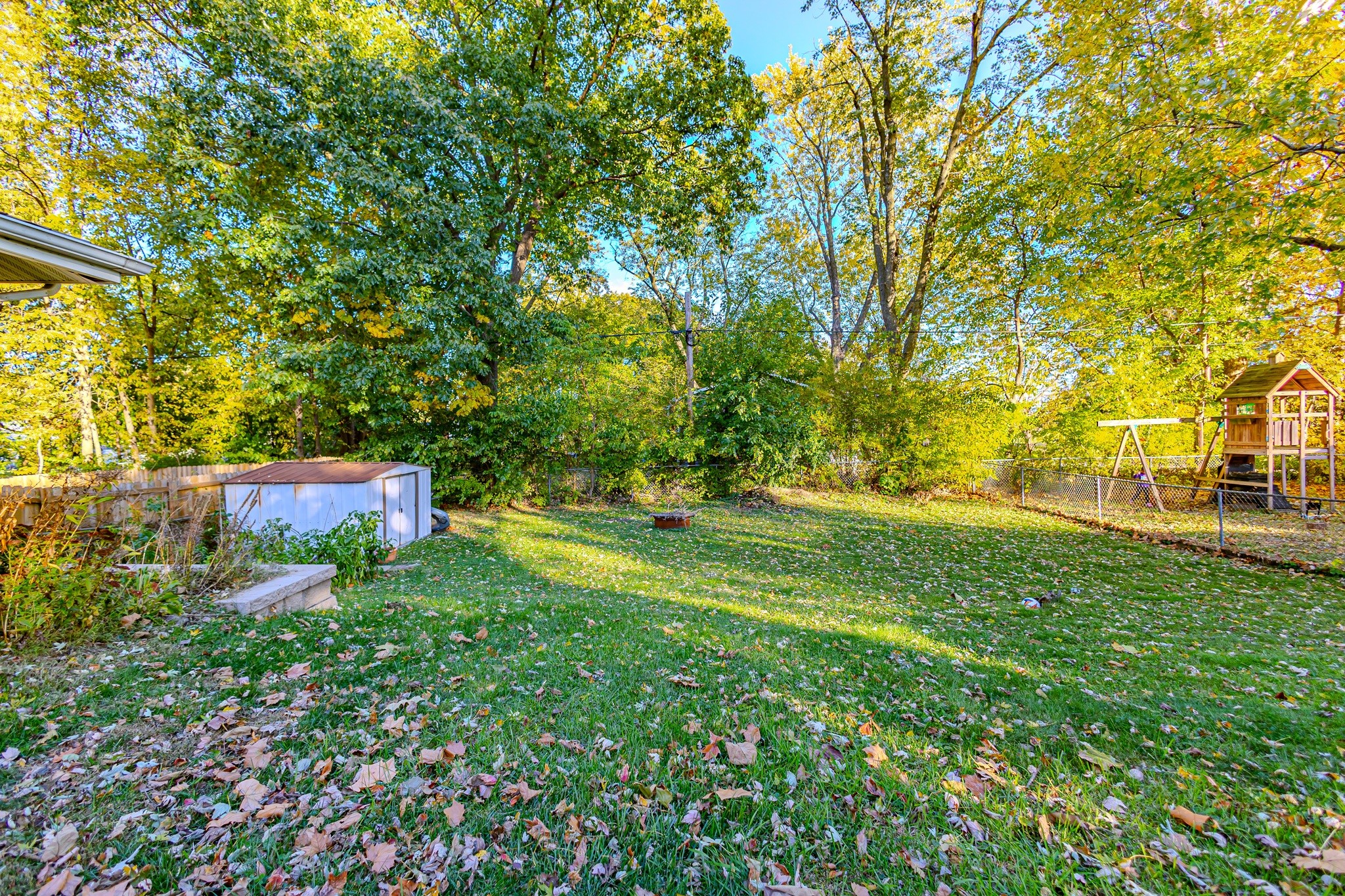 3001 Don Lee Court