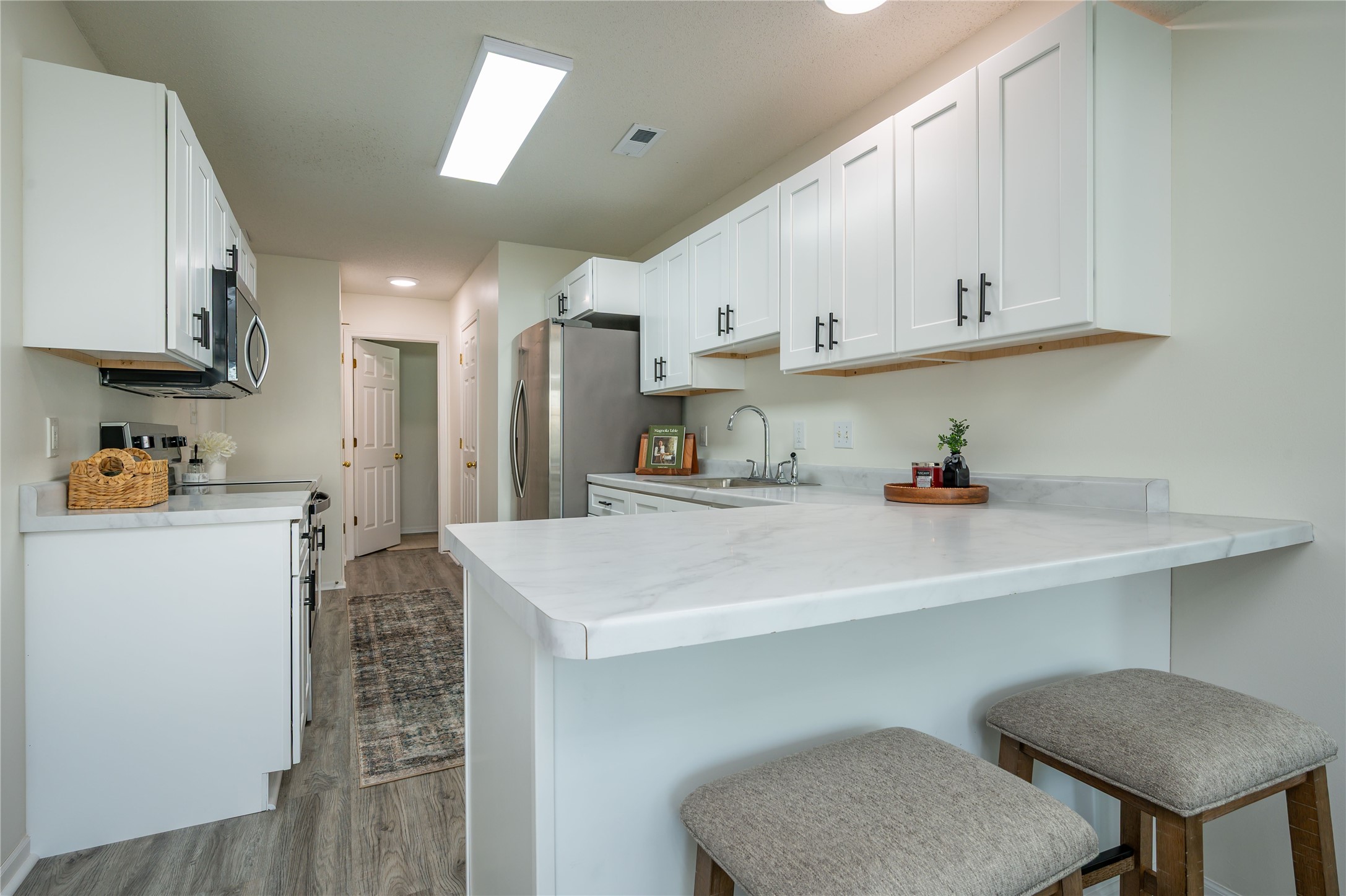 5418 Longview Court 1