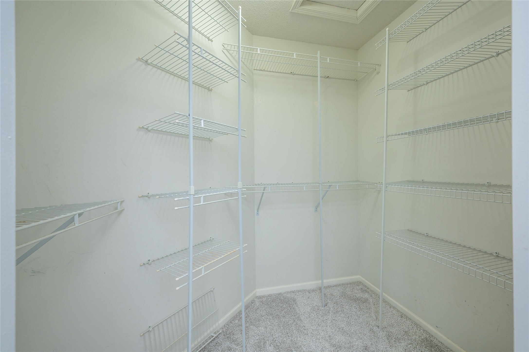 5418 Longview Court 1