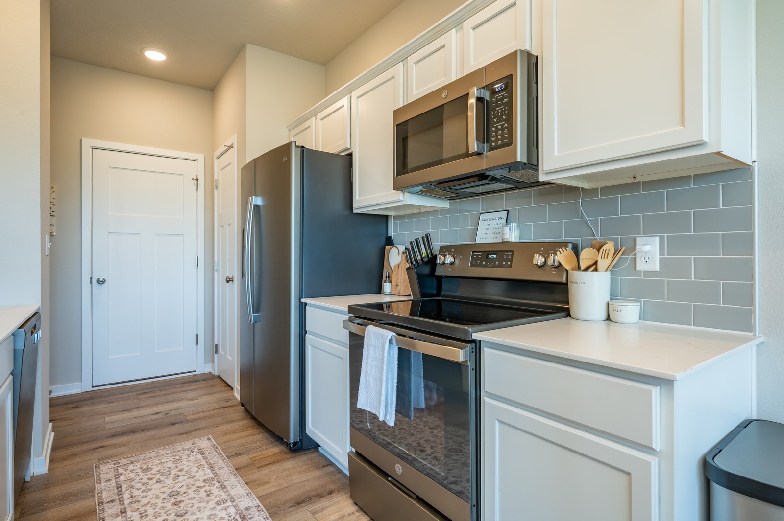 3344 NW Stratford Lane