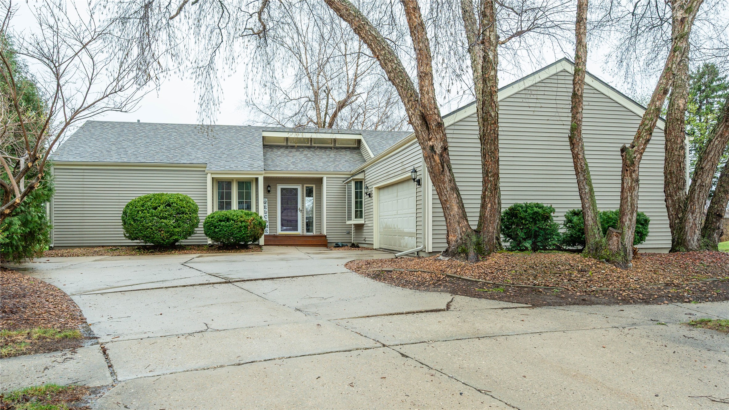 7900 Alpine Drive
