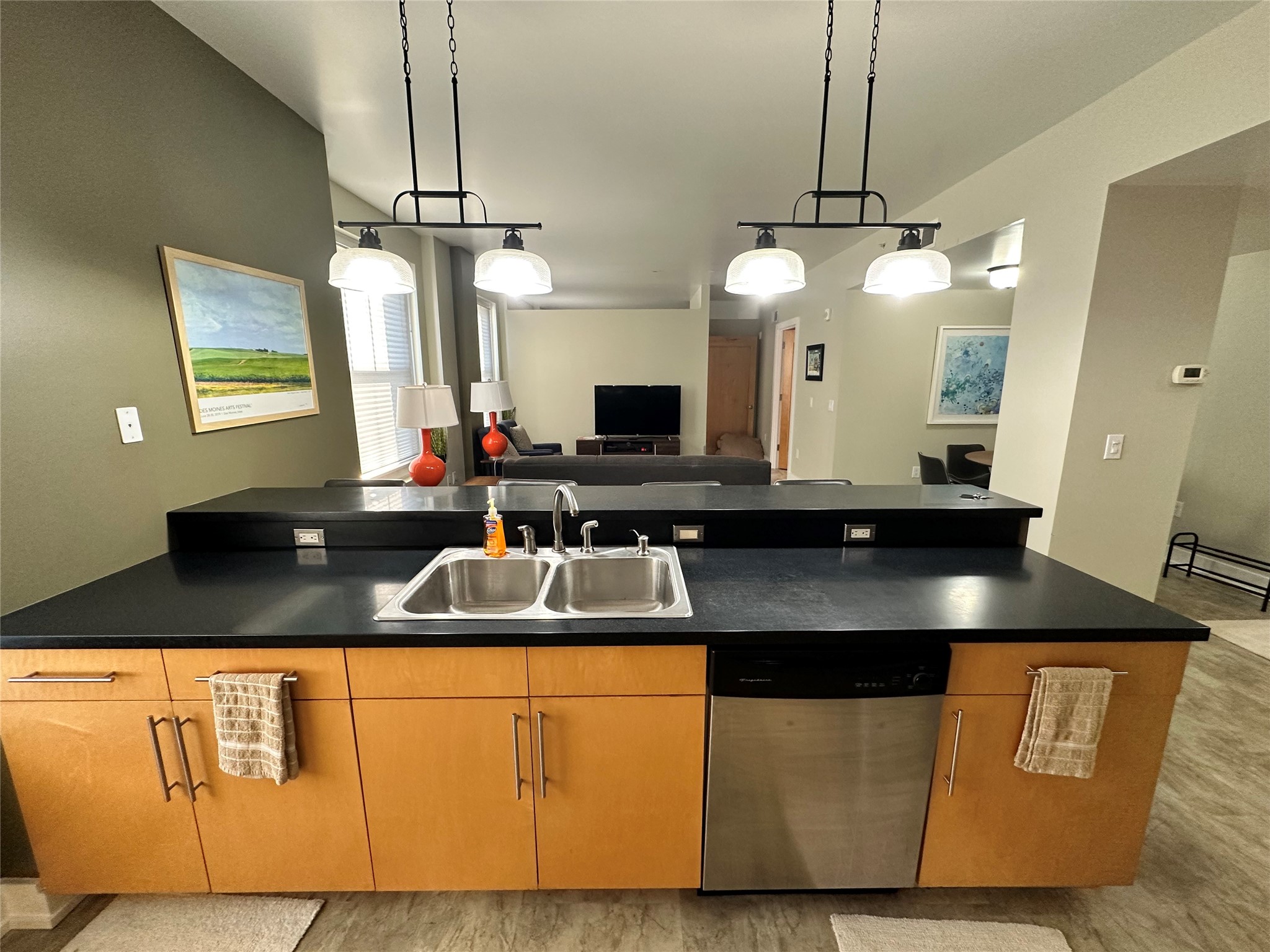 400 Walnut Street 1103
