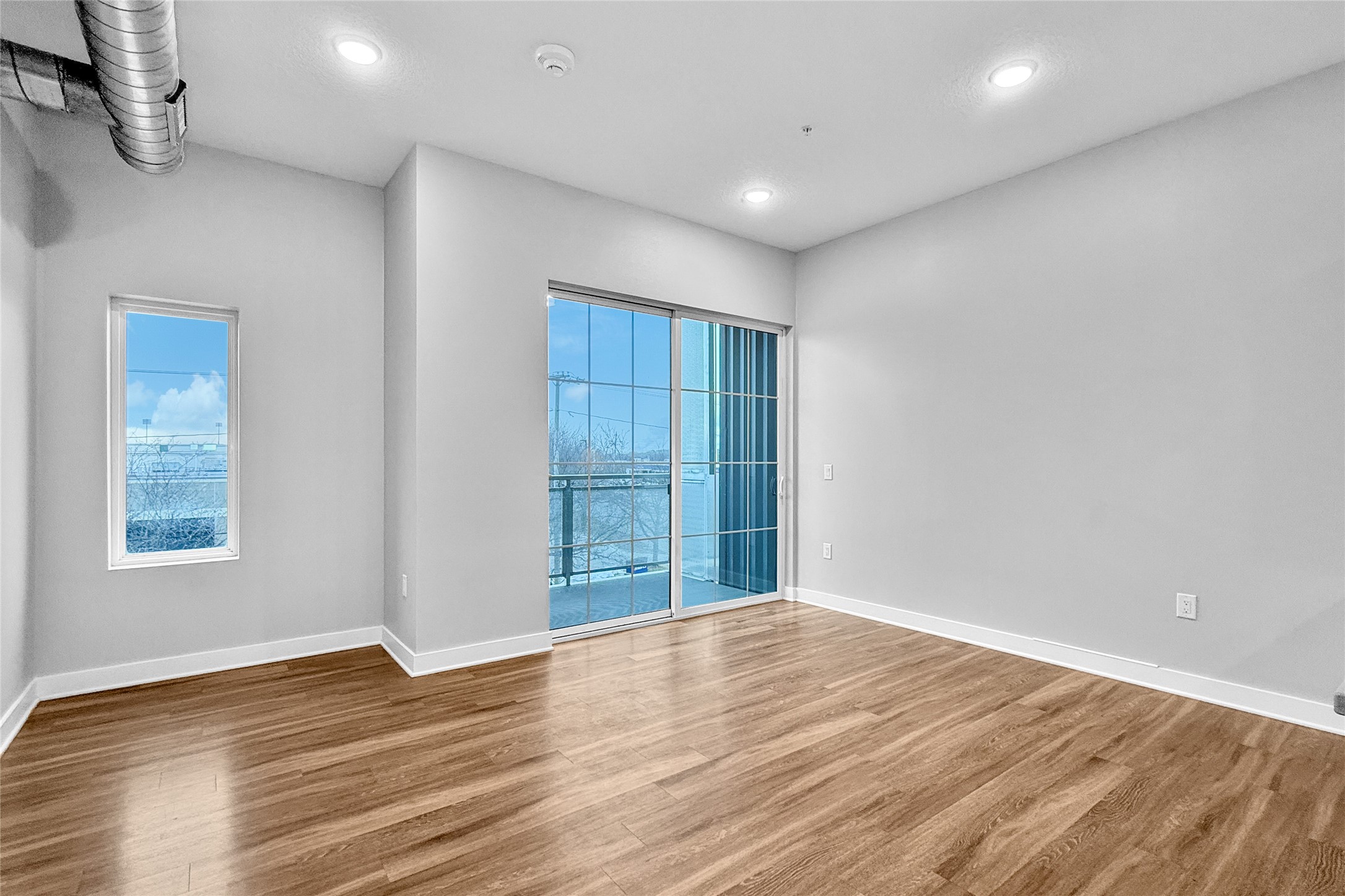 450 SW 7th Street 307