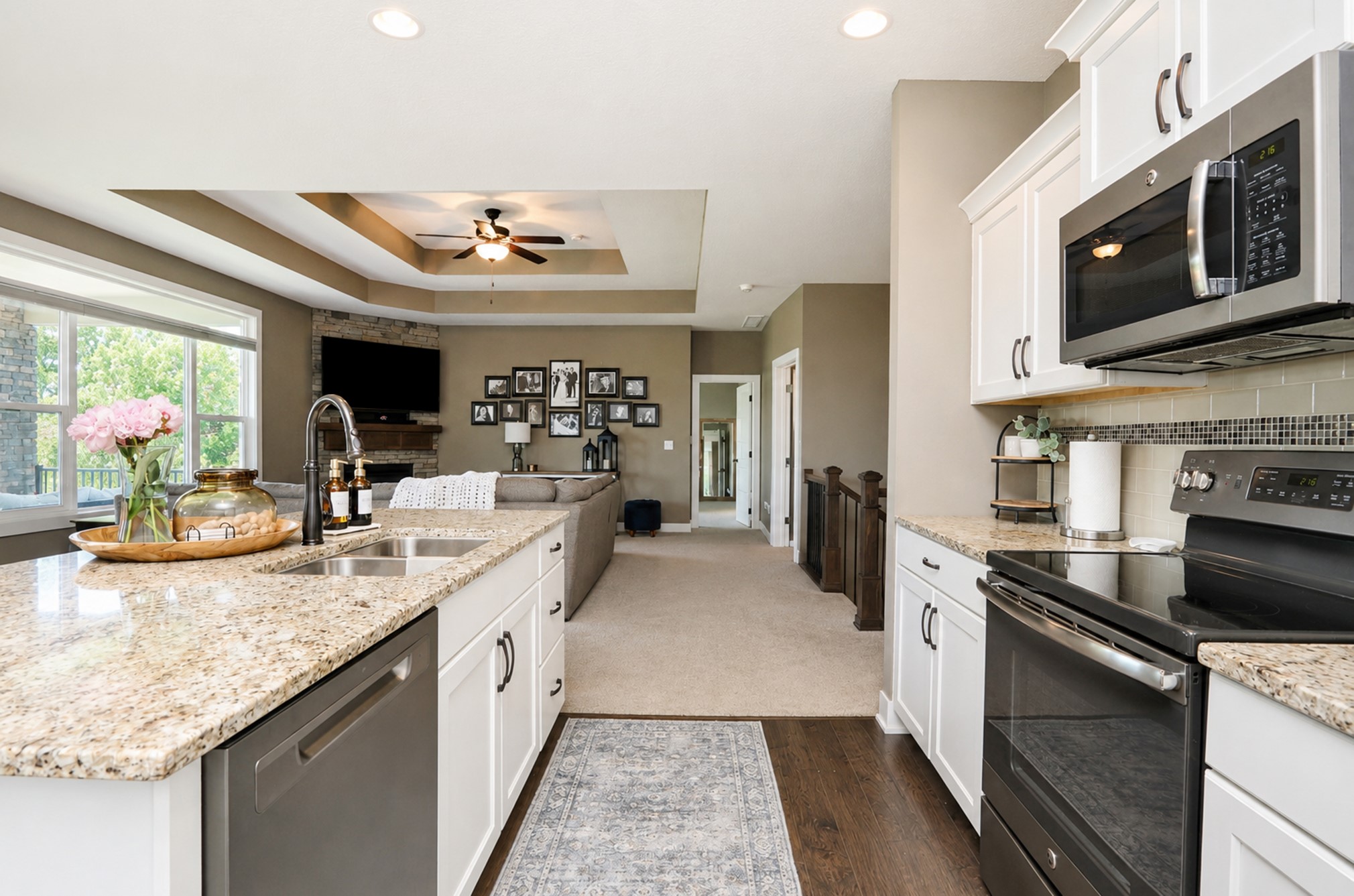 9425 Bellflower Lane