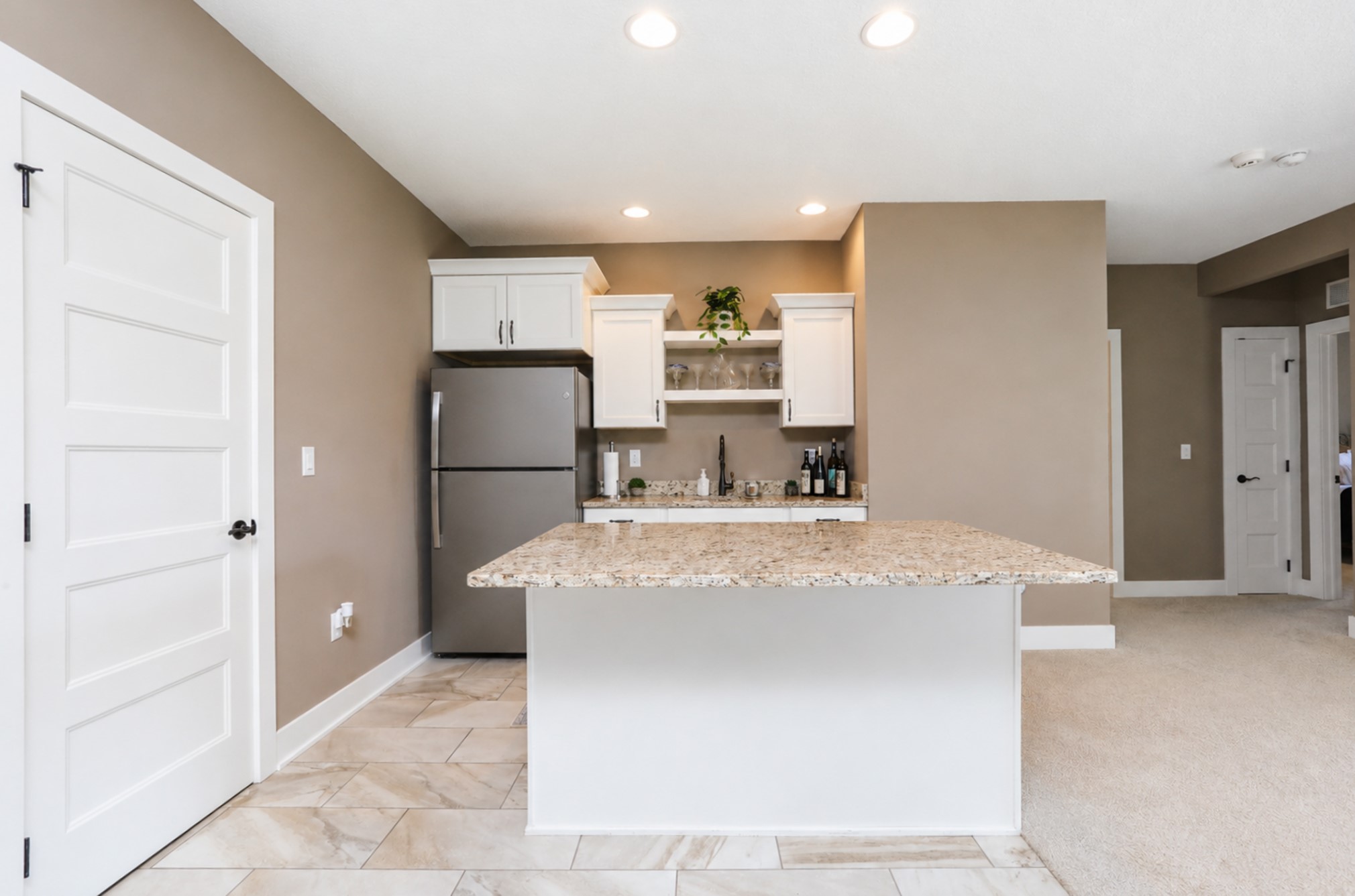 9425 Bellflower Lane