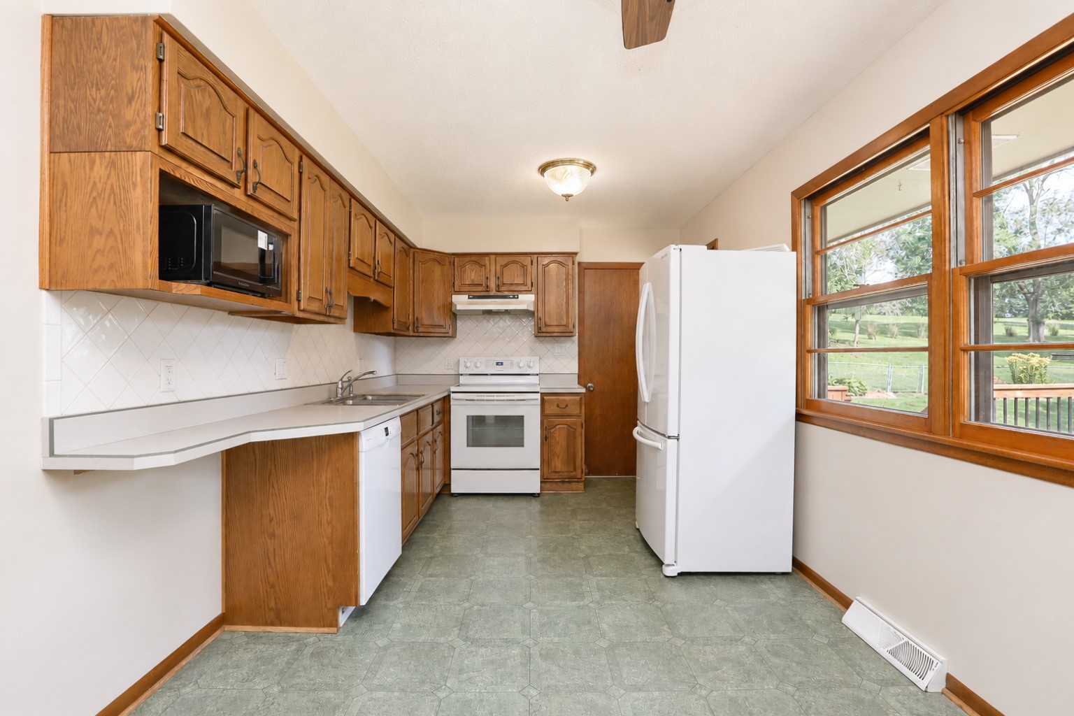 3231 Summit Vista Drive