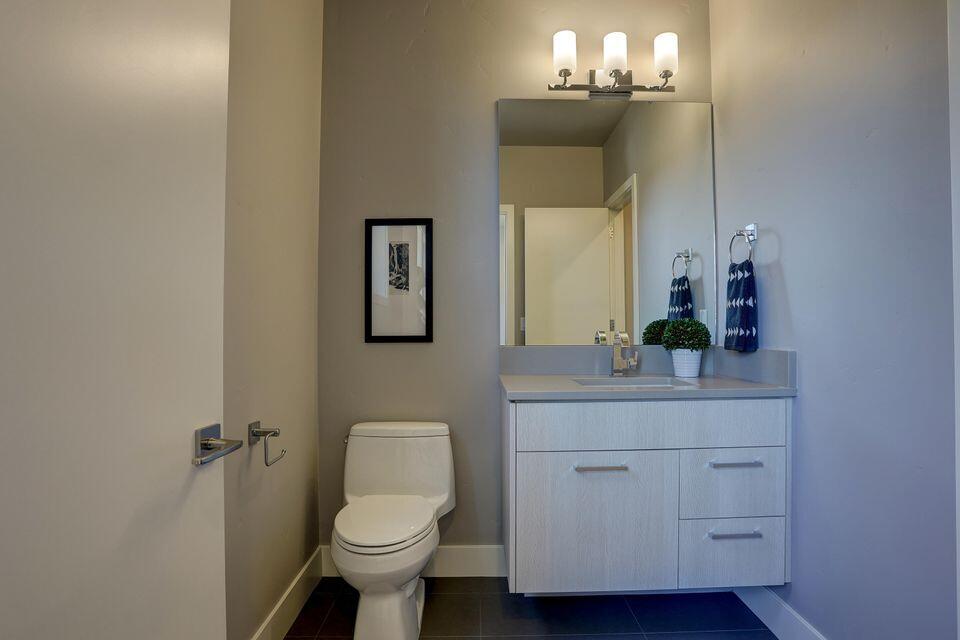 19162 Gateway Loop Unit: Lot 10