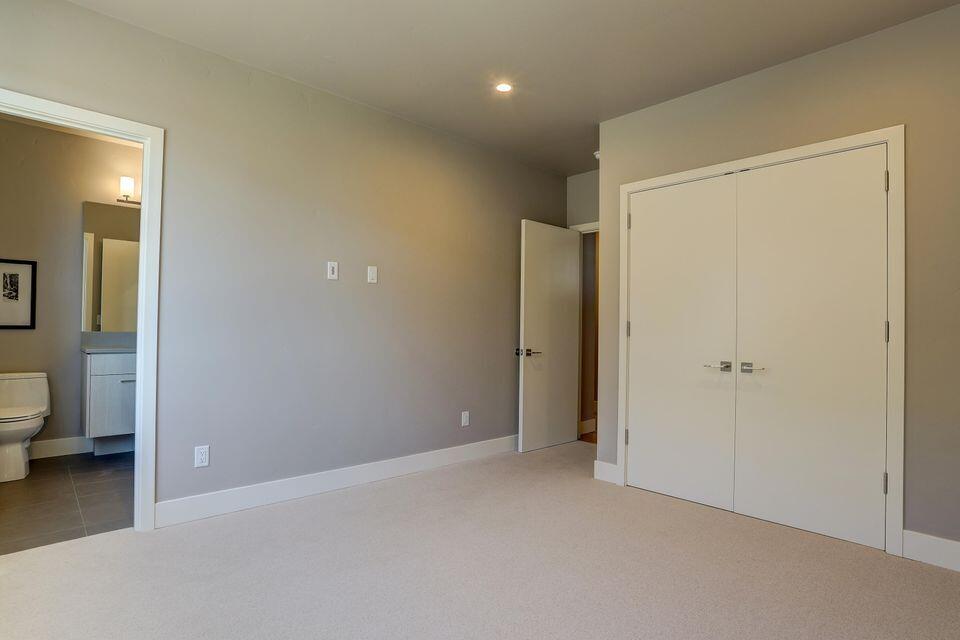 19162 Gateway Loop Unit: Lot 10