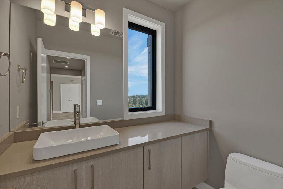 19162 Gateway Loop Unit: Lot 10