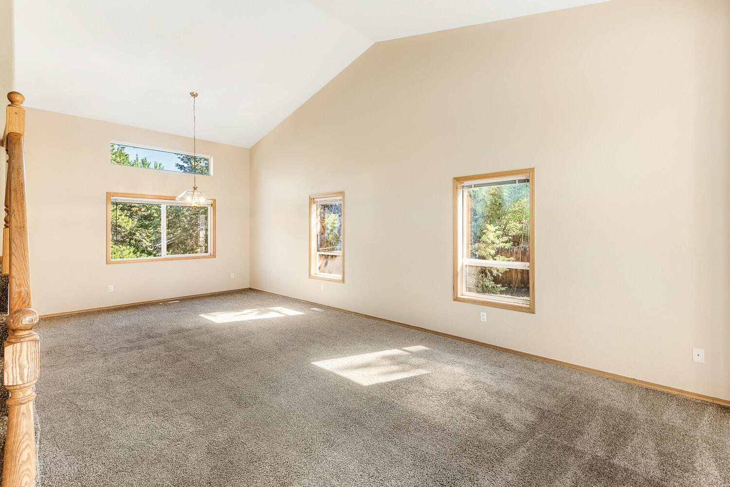 3555 SW Wickiup Avenue